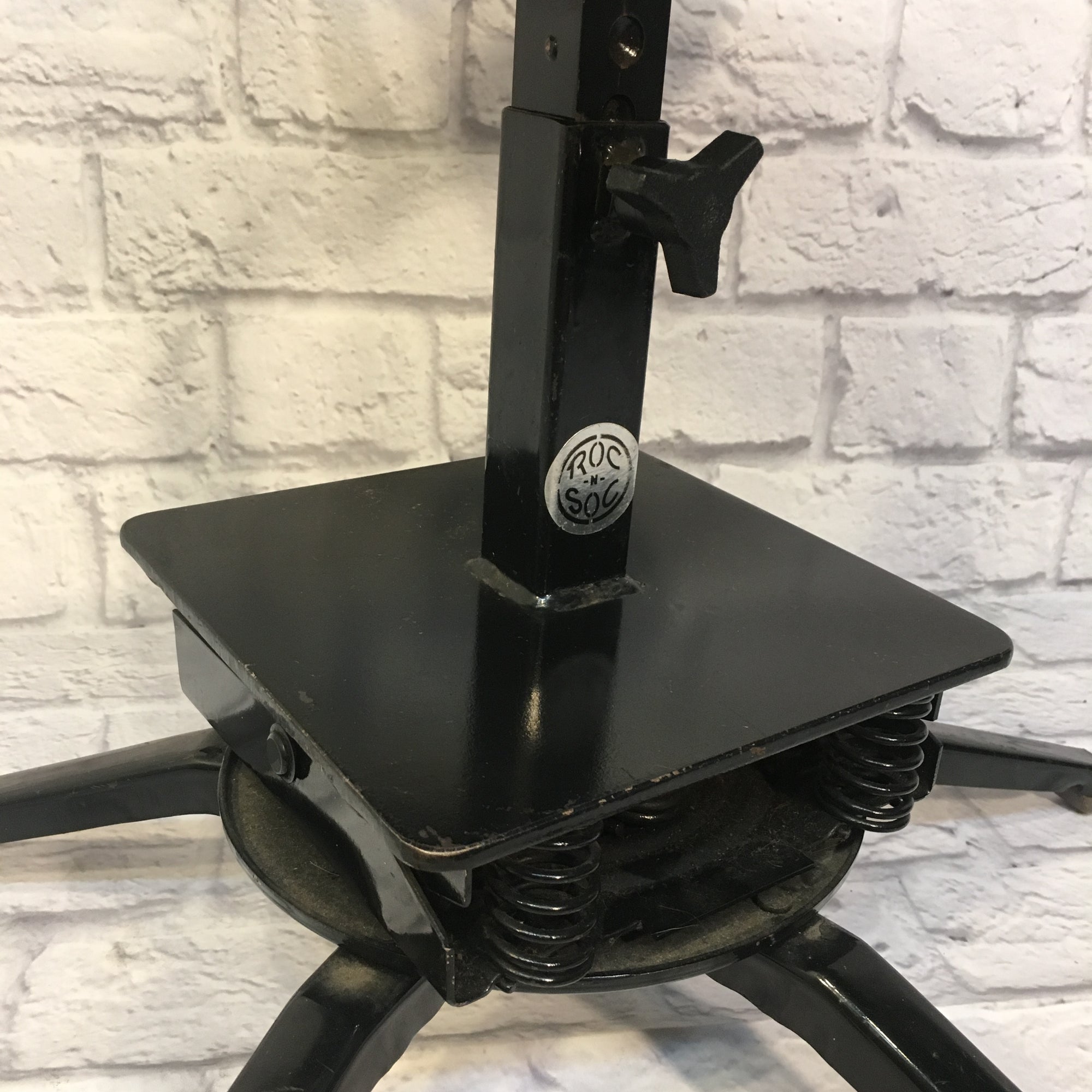 Rok-N-Sok Spring Mounted 5 Leg Drum Throne w/ Back Rest