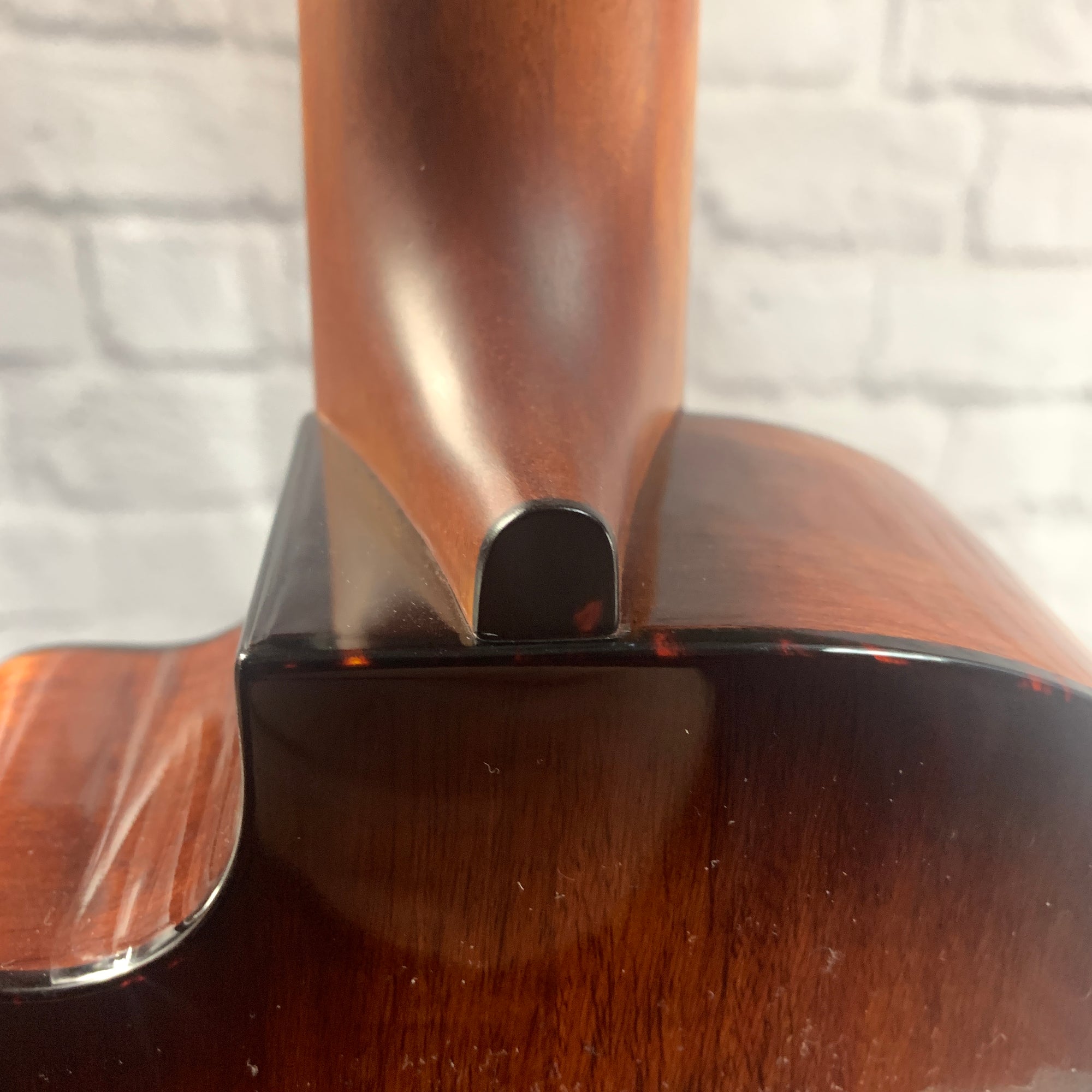 Breedlove Ex Cu Ce Bo Concert Acoustic Electric Ukulele