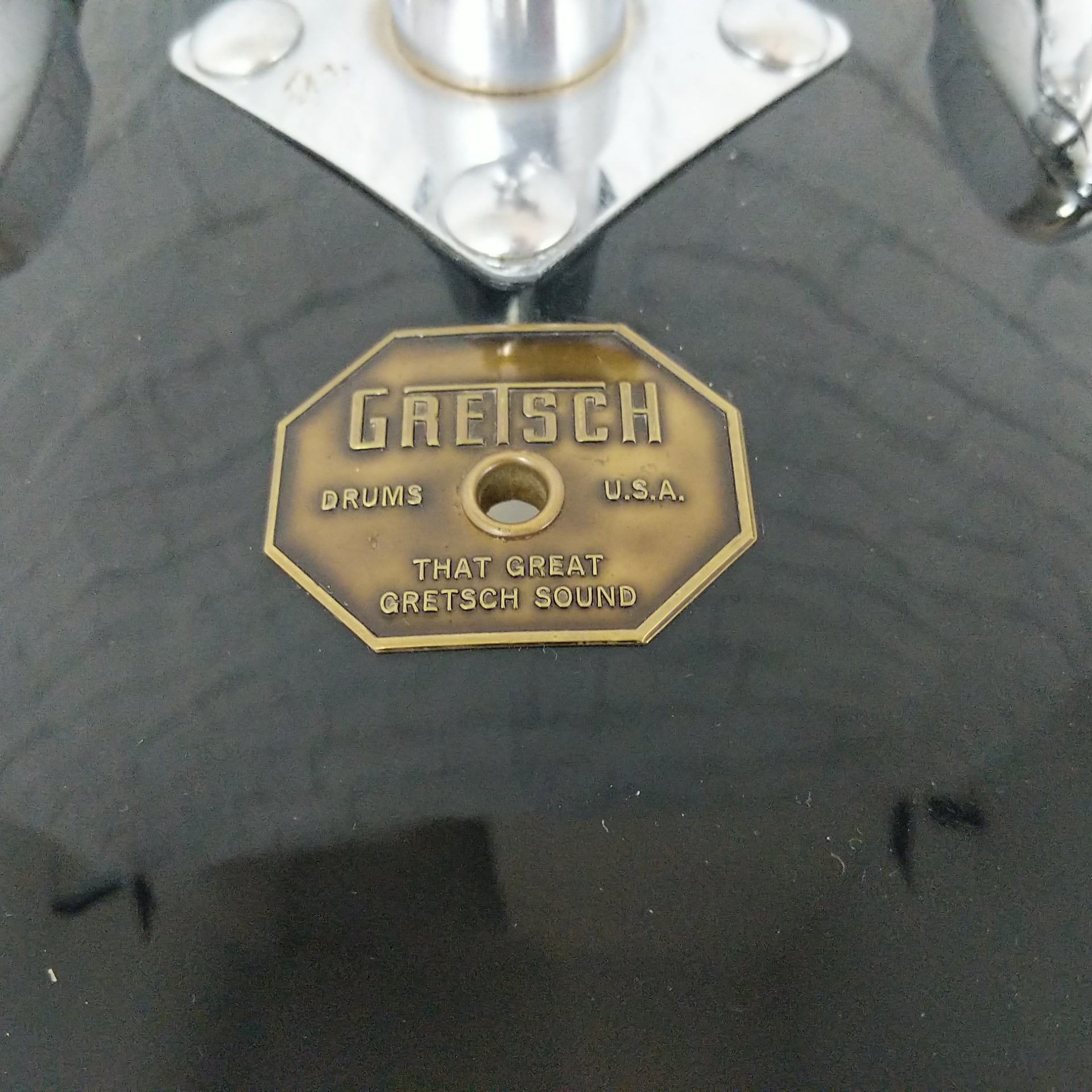 Gretch USA Custom 14 x 22 Bass Drum Black Nitron (Early 70's)