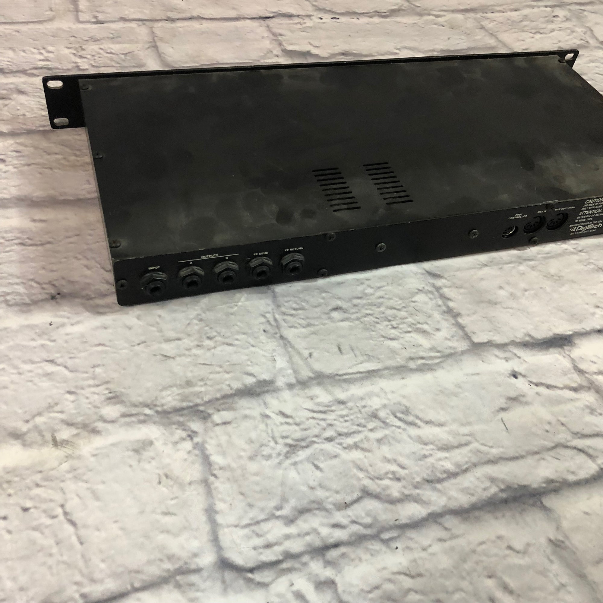 DigiTech GFX1 Twin Tube Rack Guitar Preamp and Effects Unit - Evolution ...