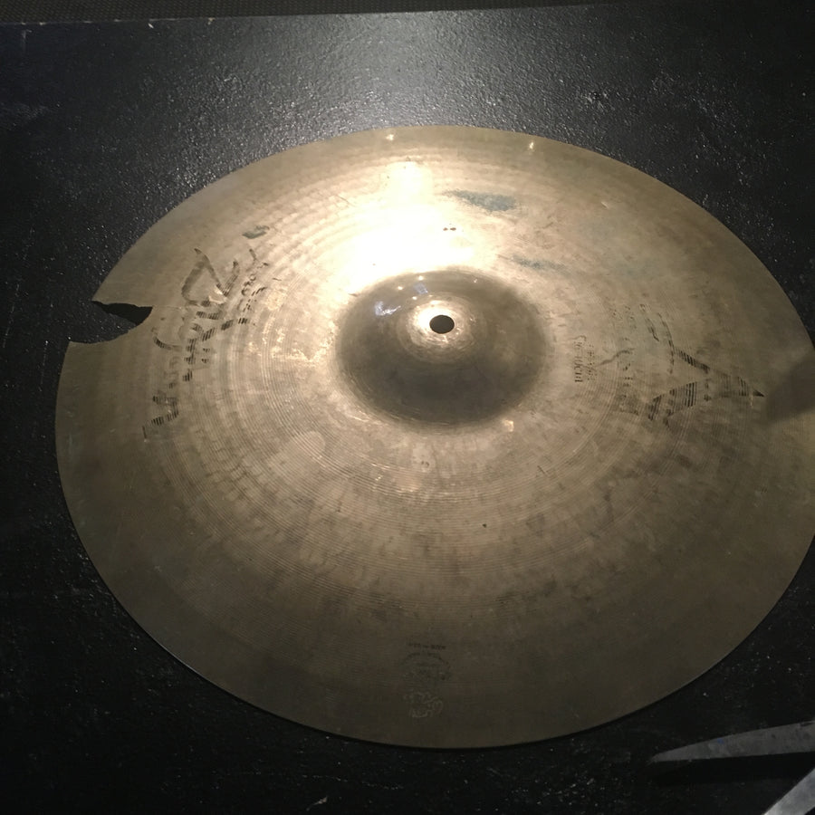 Zildjian 16" A Custom Crash (Cracked)