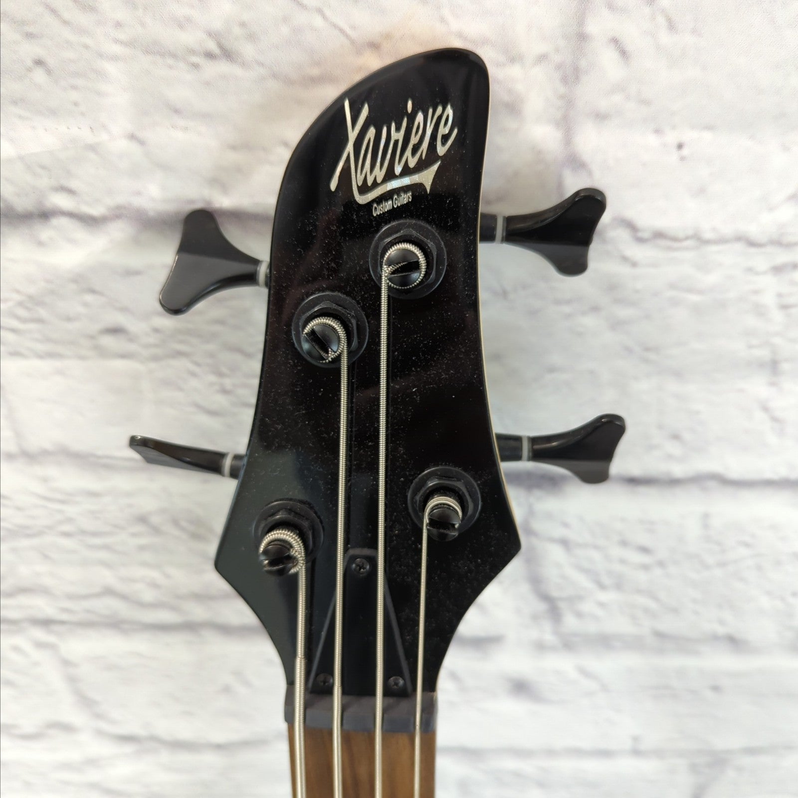Xaviere DLX Bass Active Preamp, Carved Body, Transparent Green 4 String Bass Guitar