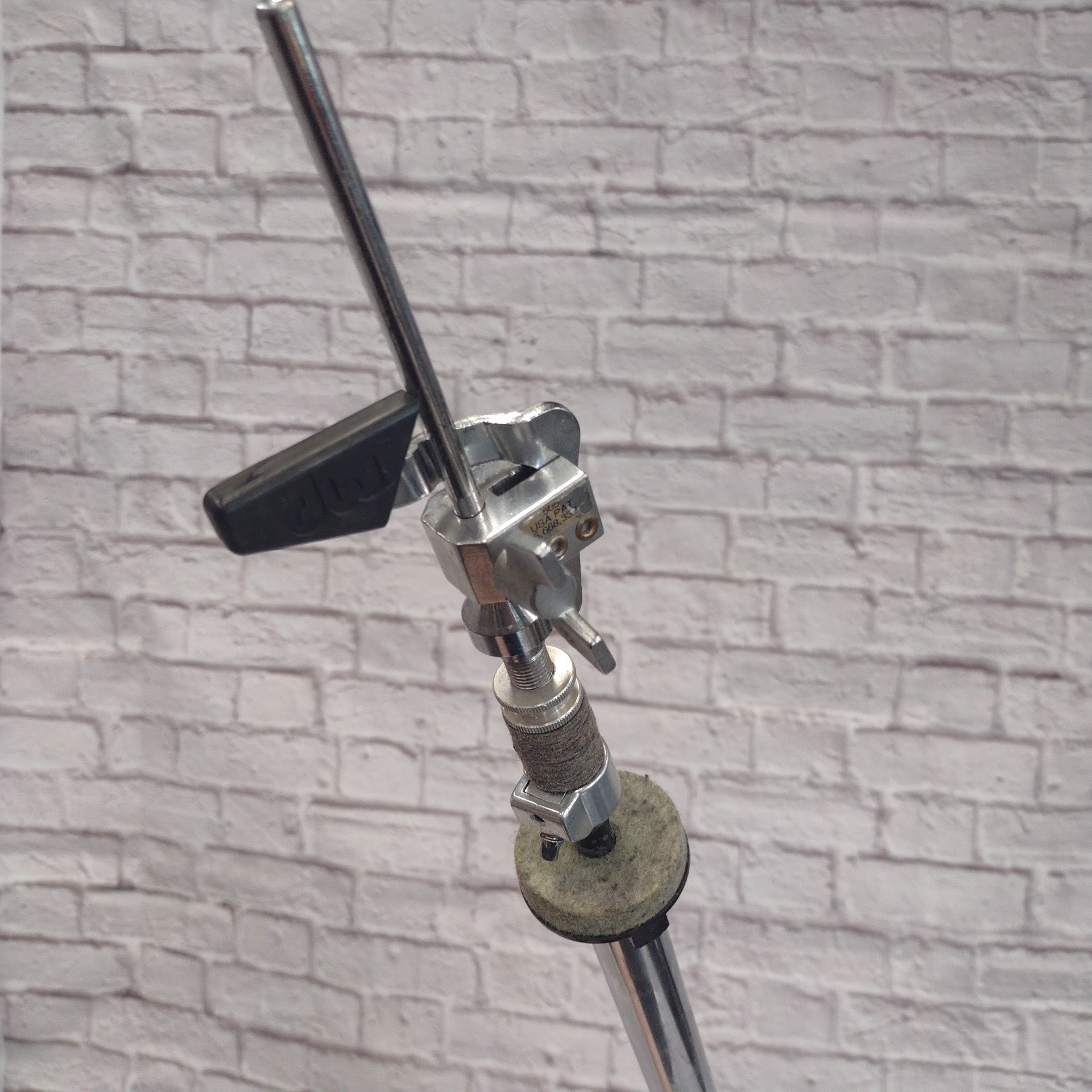 DW 5000 2 Legged Hi Hat Stand