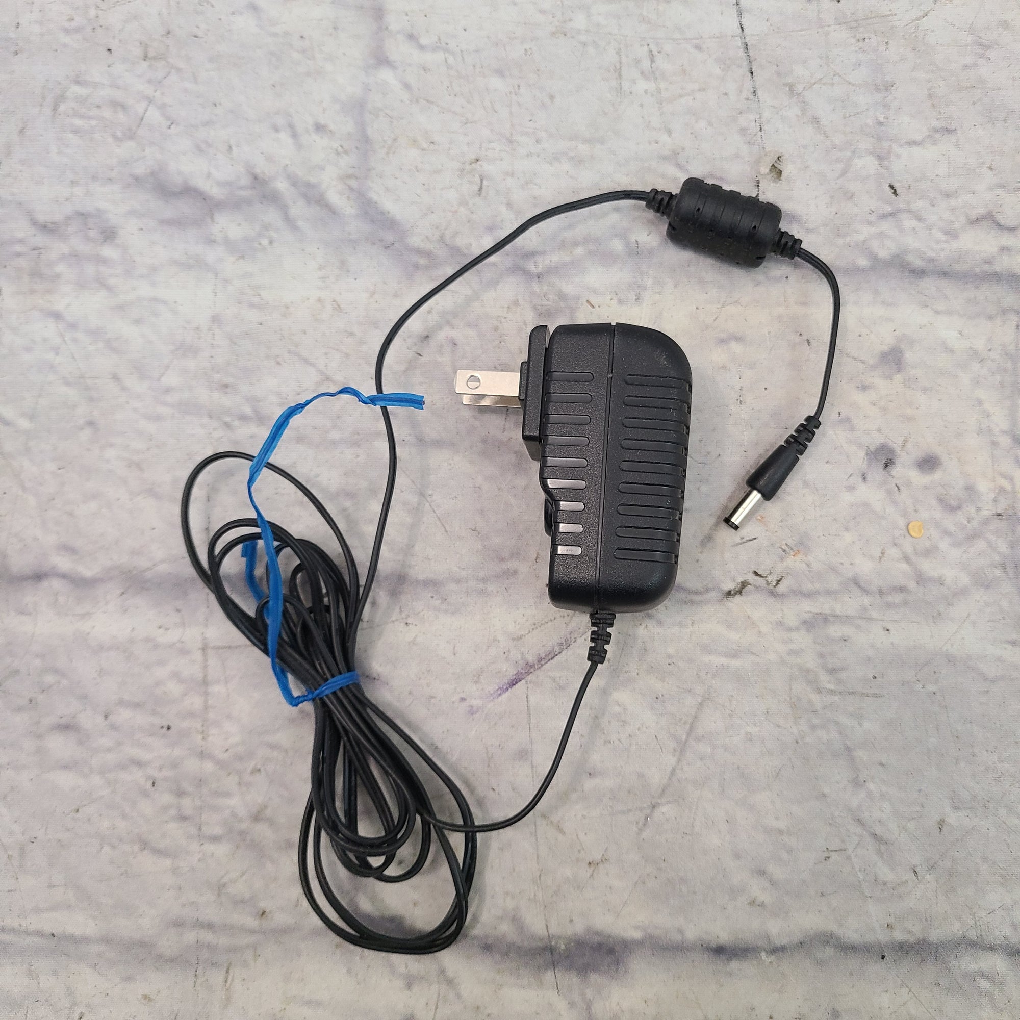 Samson 15V AC Center Positive .8A Power Supply