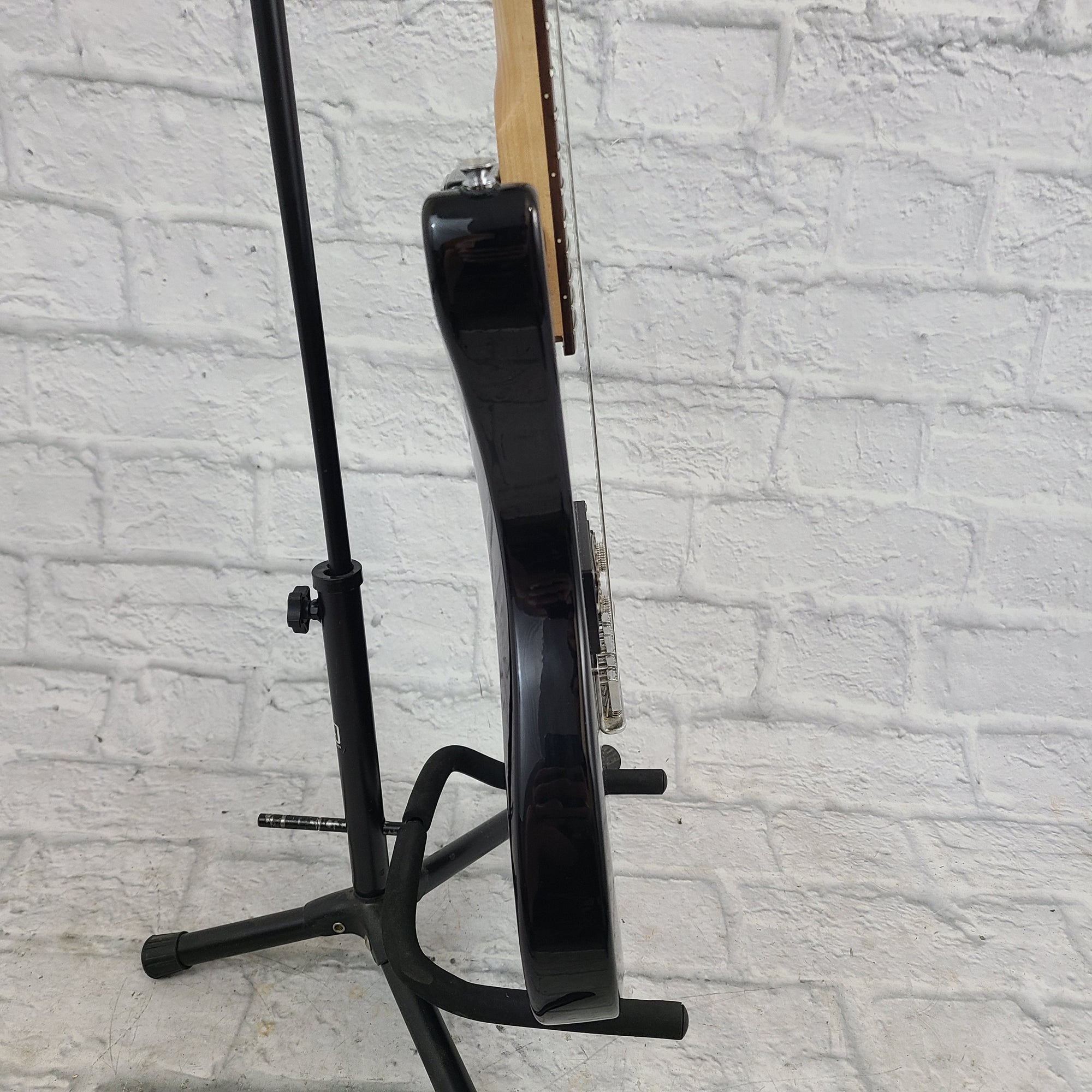 First Act Me431 Electric Guitar