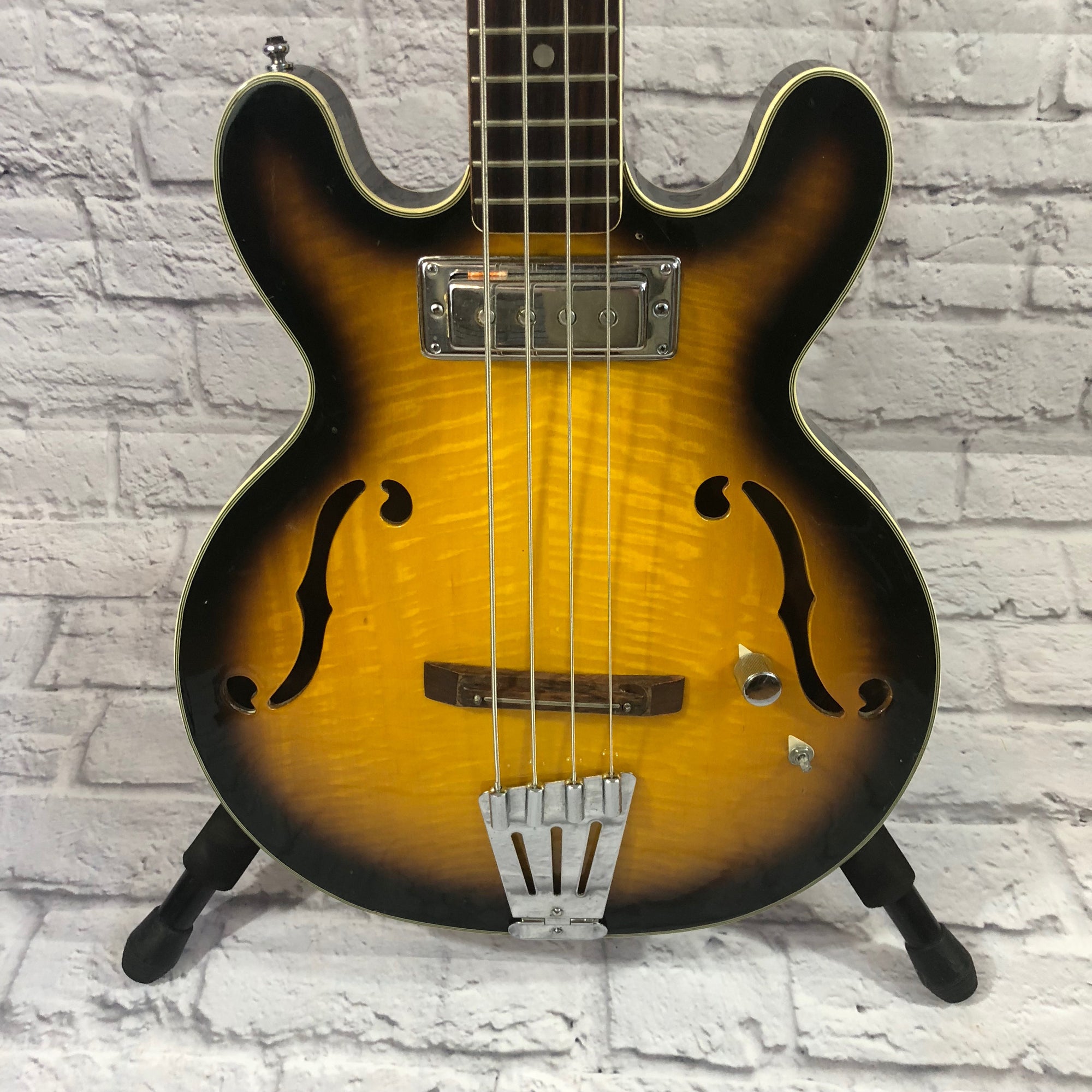 Electra 4 String Semi Hollow Bass