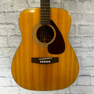 Yamaha FG200 Acoustic Guitar