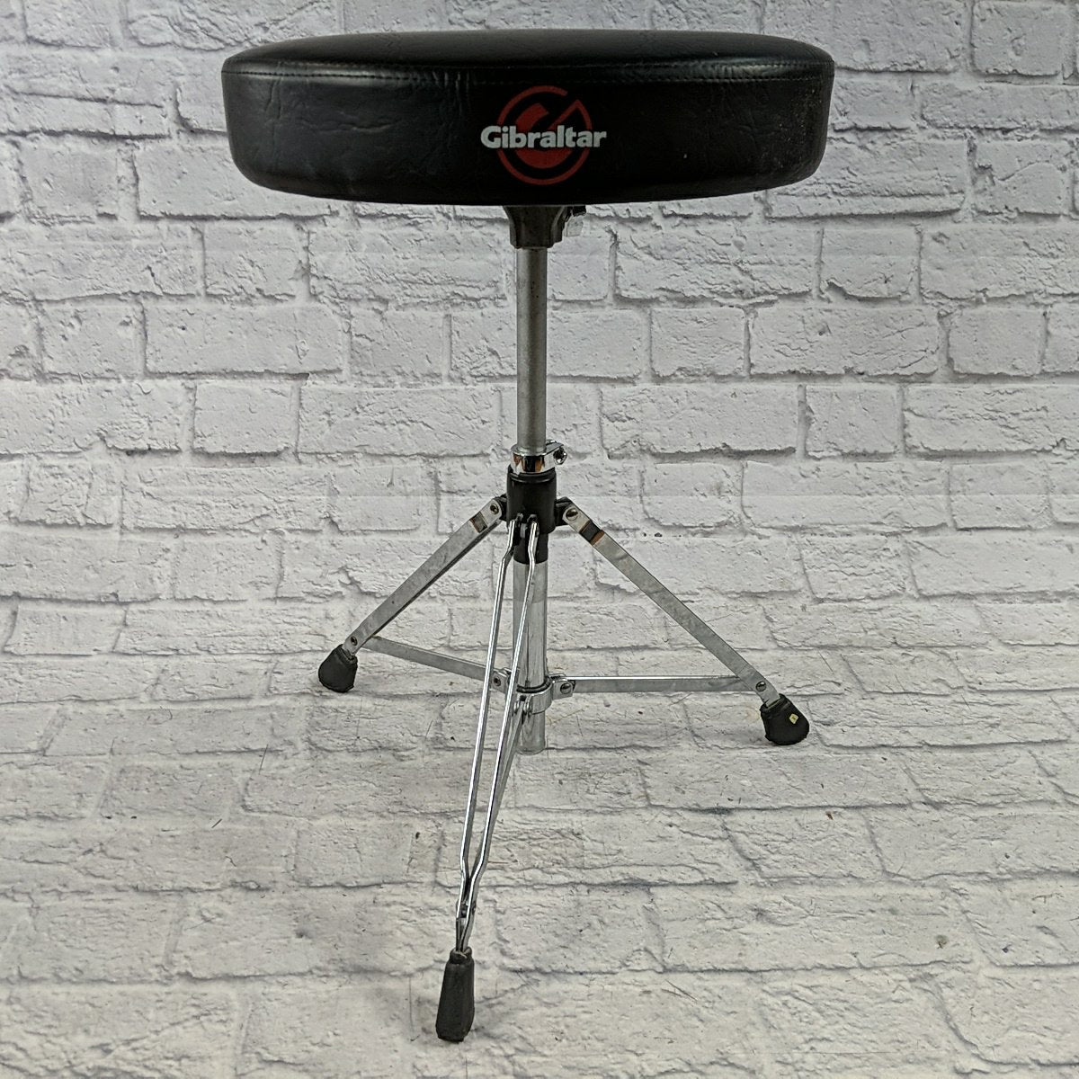 Gibraltar Saddle Drum Throne