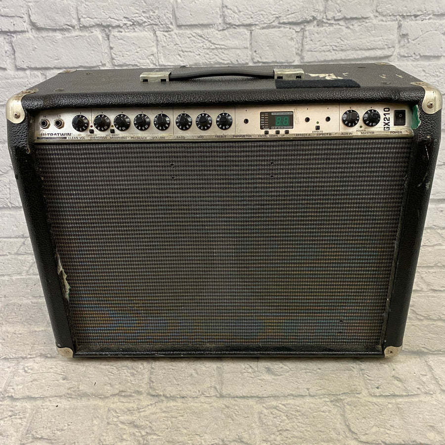Behringer Ultratwin GX210 Guitar Combo Amp