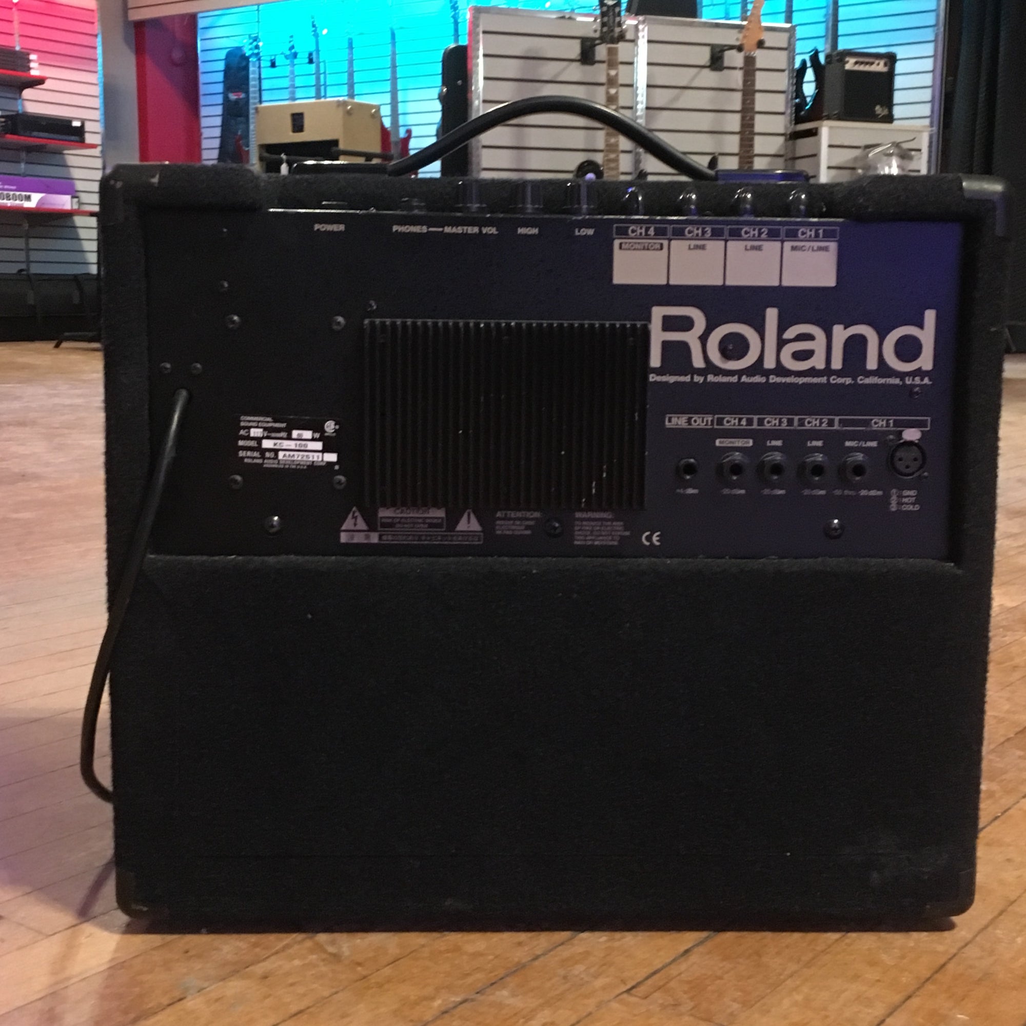 Roland KC100 Keyboard Amp - Evolution Music