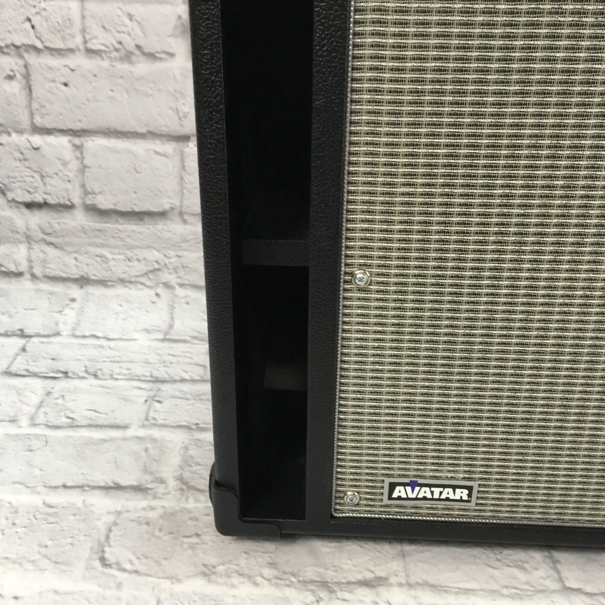 Avatar B126 Bass Speaker Cabinet 12in & 6in Speakers