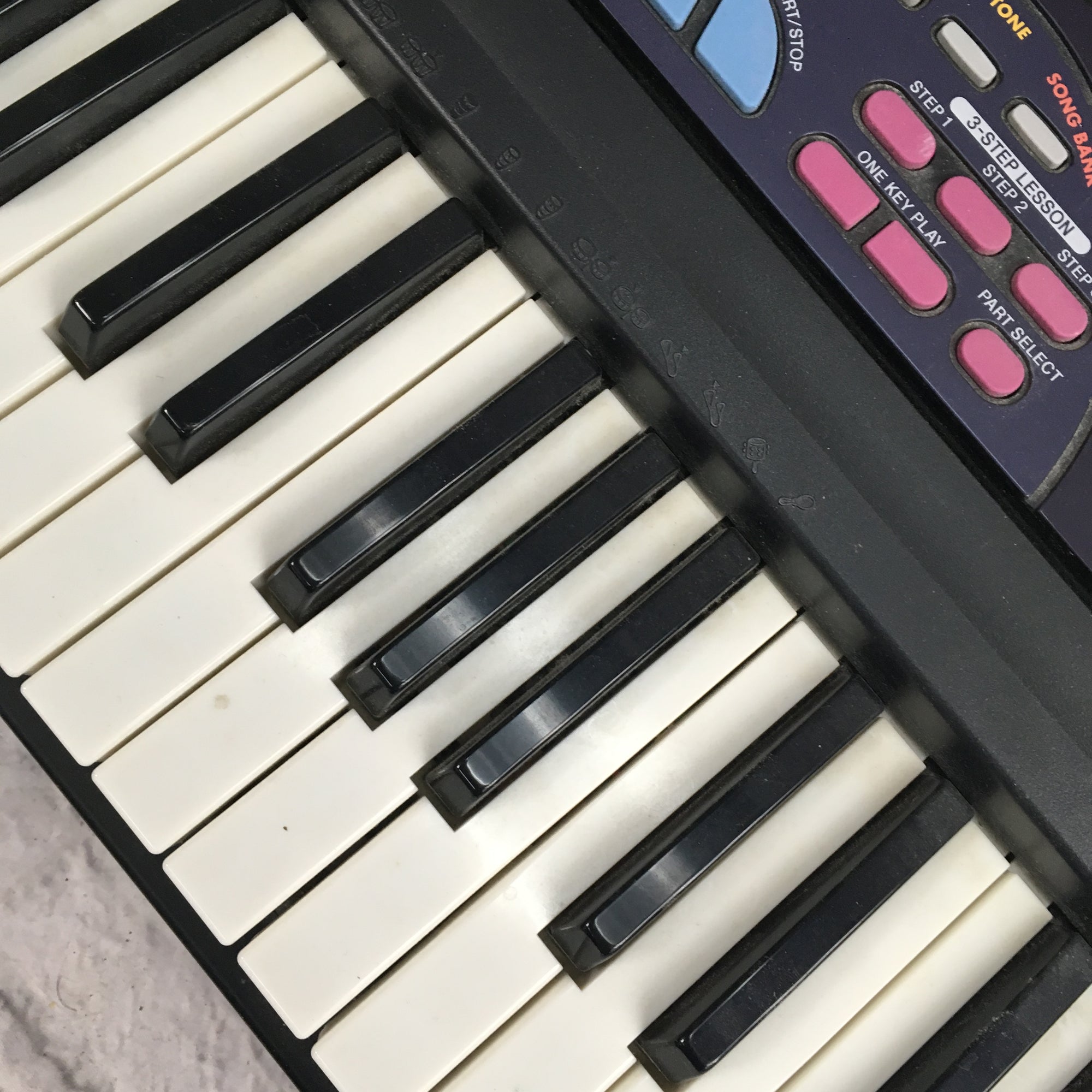 Casio CTK560L Lighted Keys Keyboard