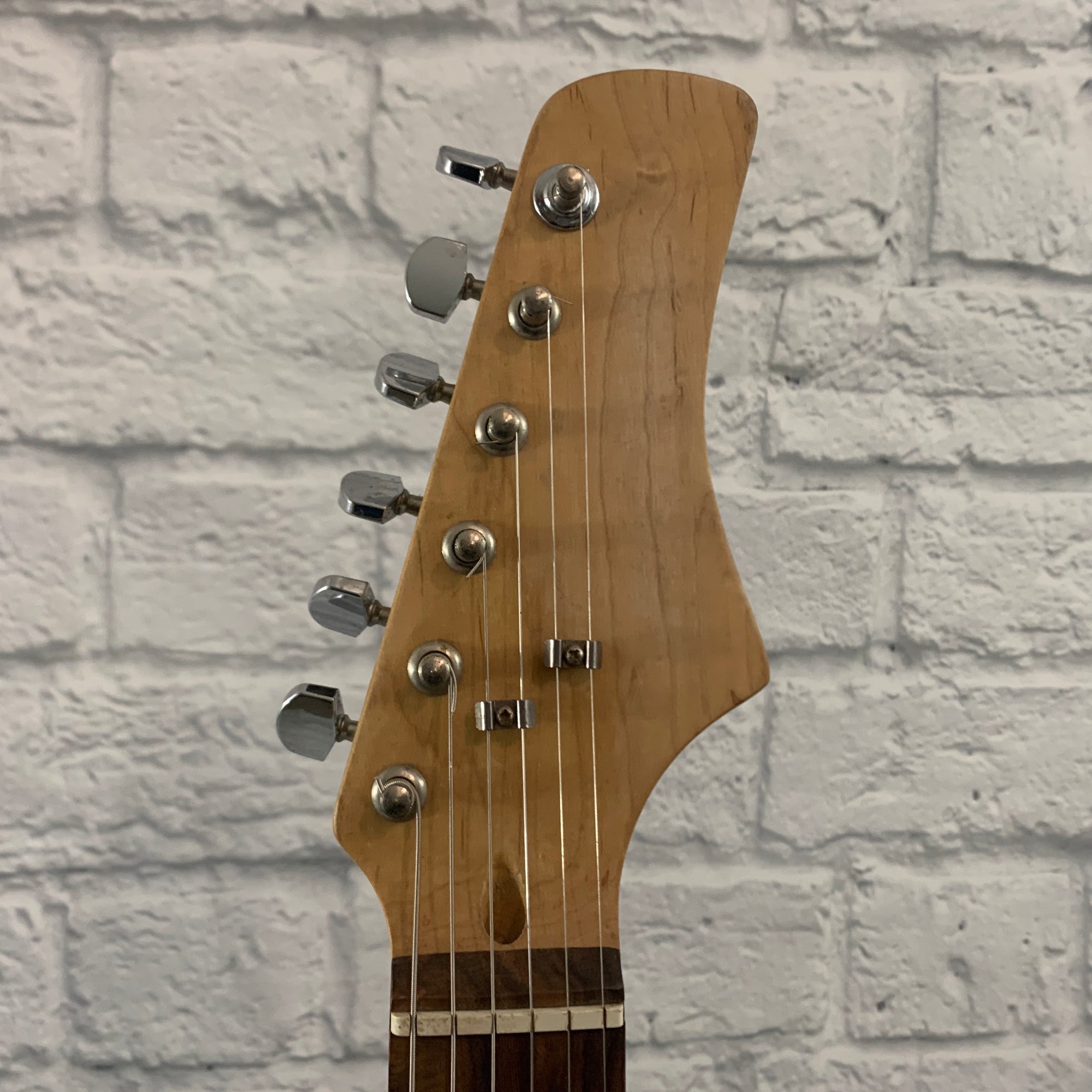 Unknown Strat-Style Electric Guitar - Black