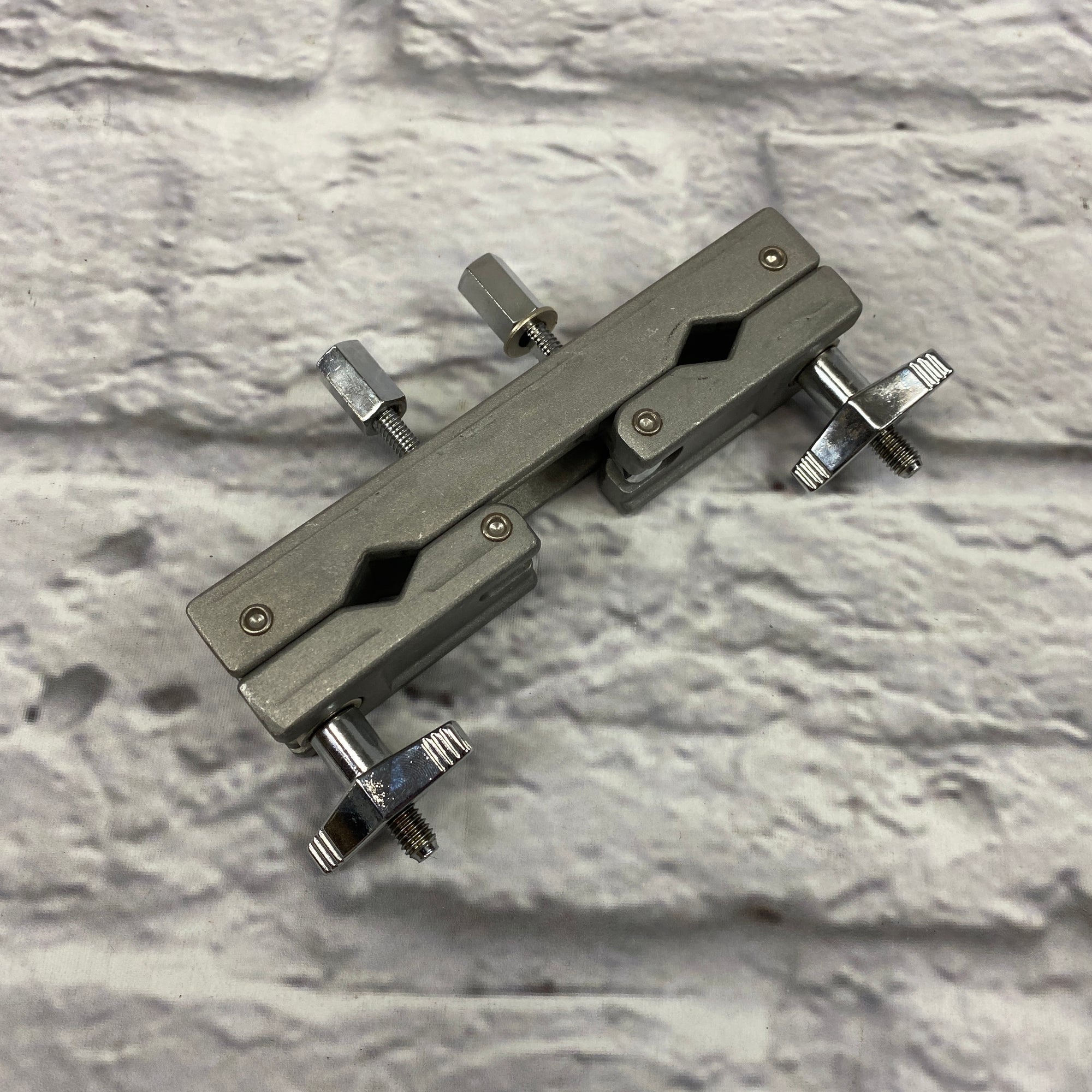 Unknown Drum Clamp