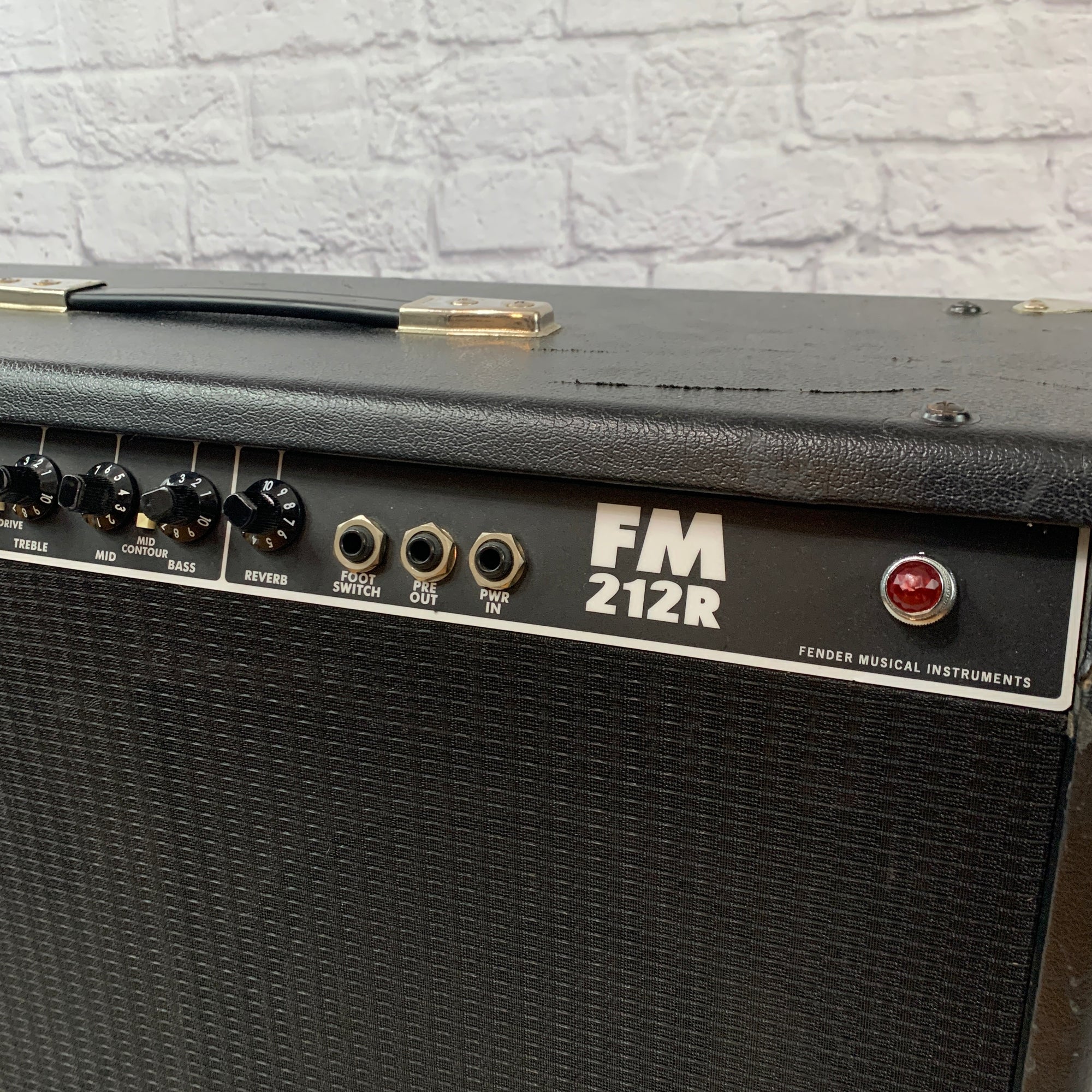 Fender 100-Watt FM-212R Combo
