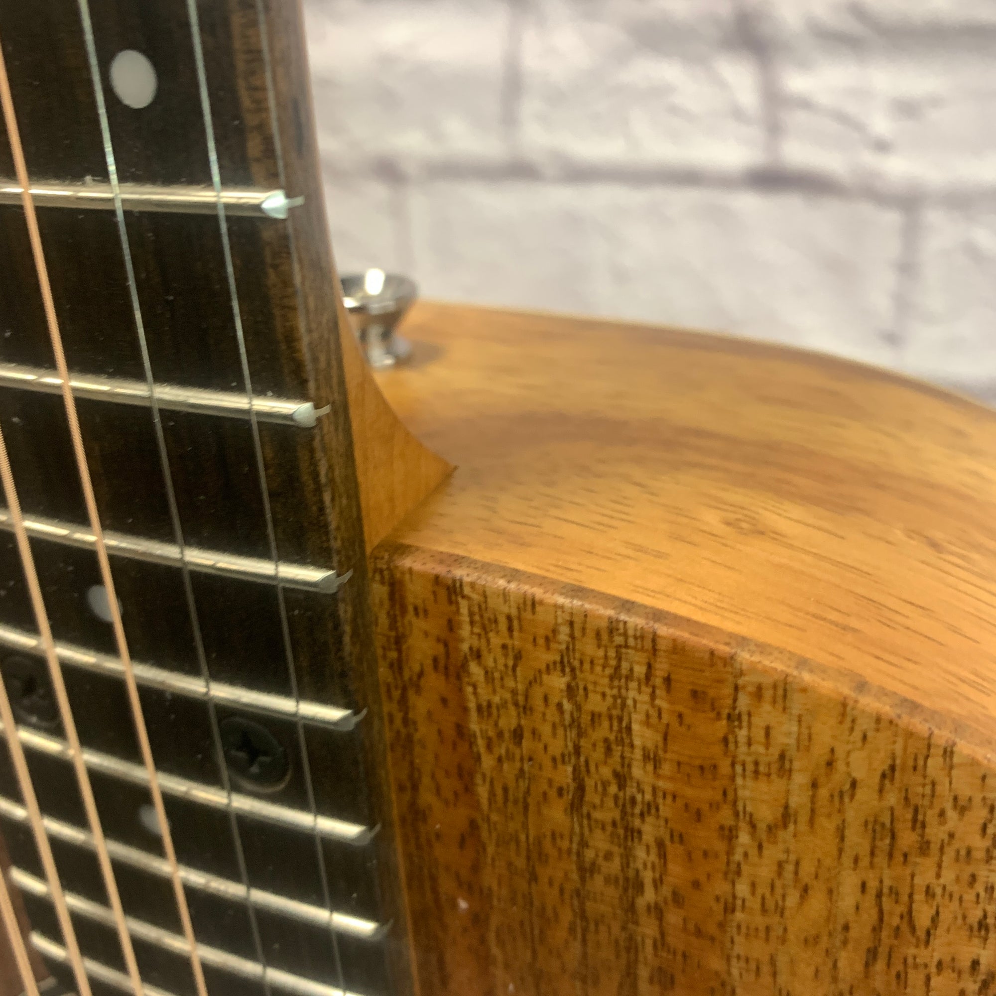 Taylor BTe- Koa Baby Taylor Acoustic Guitar