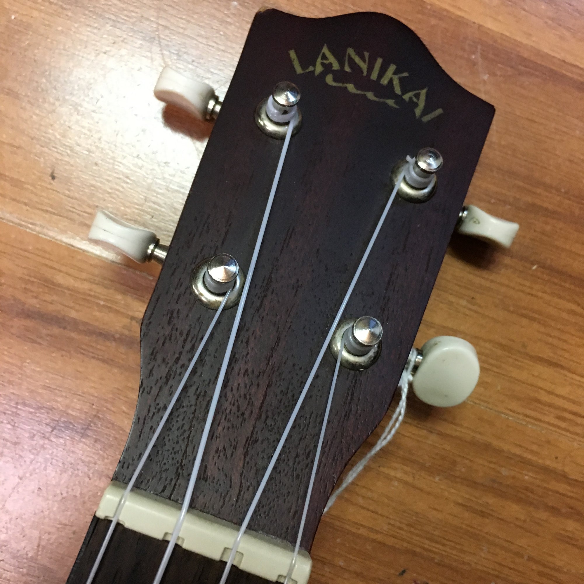 Lanikai LUTU-22SGC Ukulele