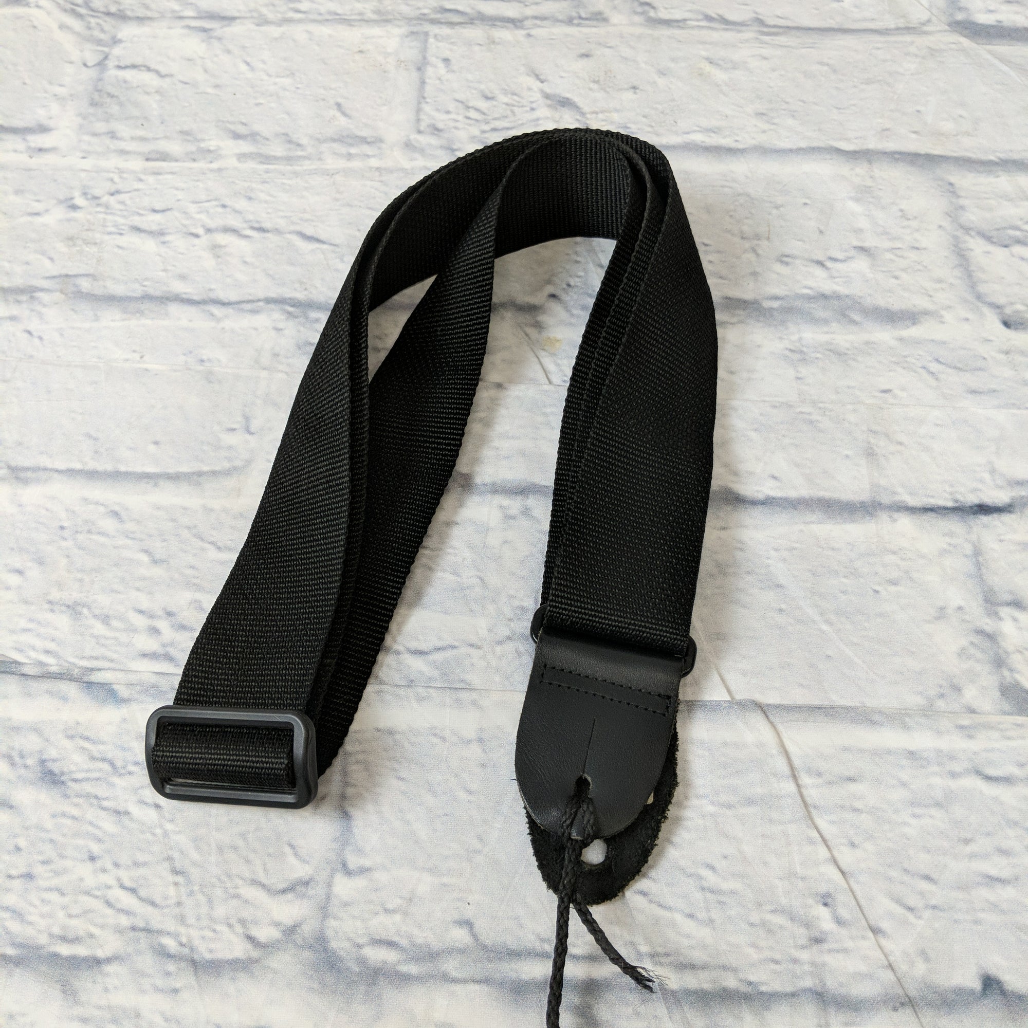 No Name poly guitar strap black