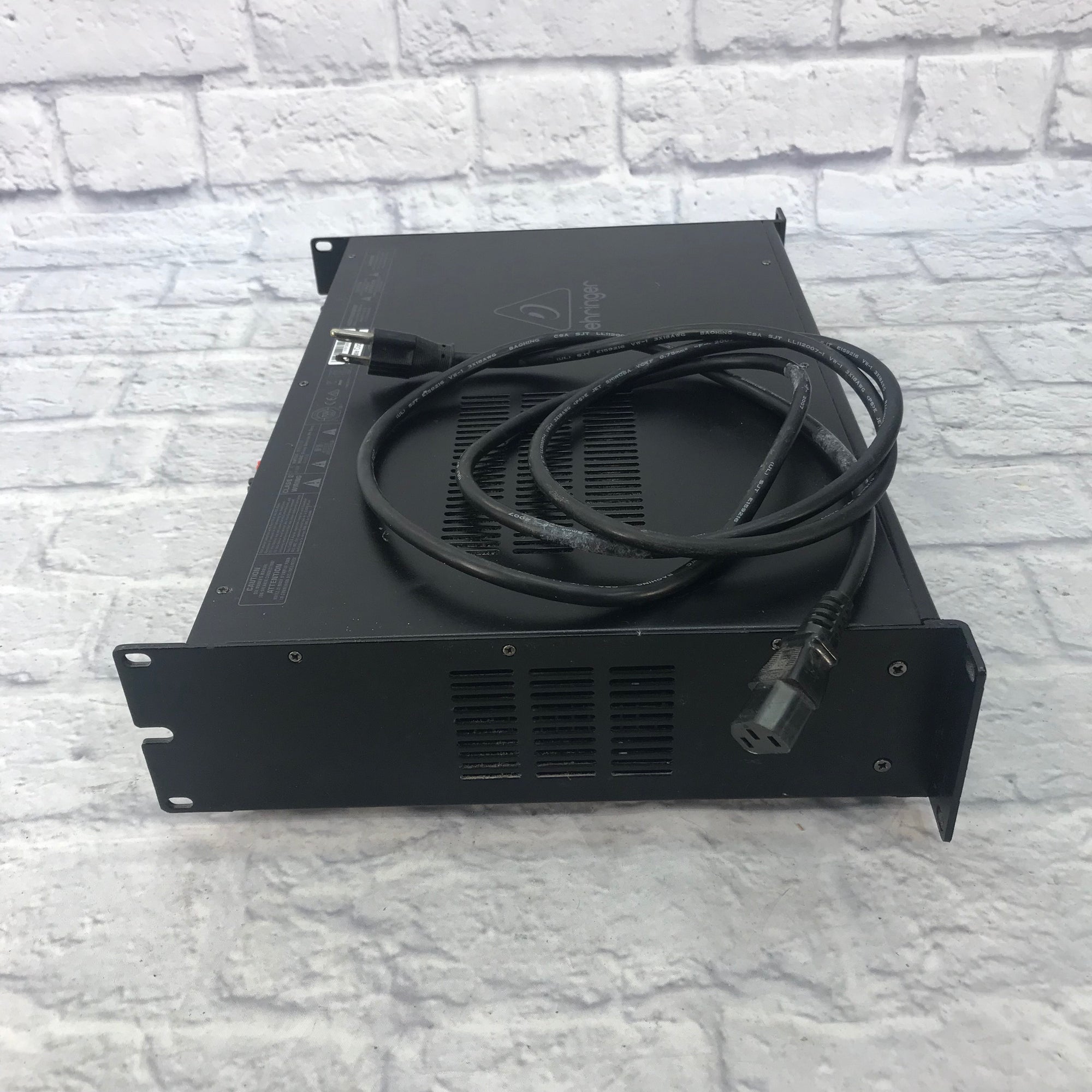 Beheringer KM750 Power Amp