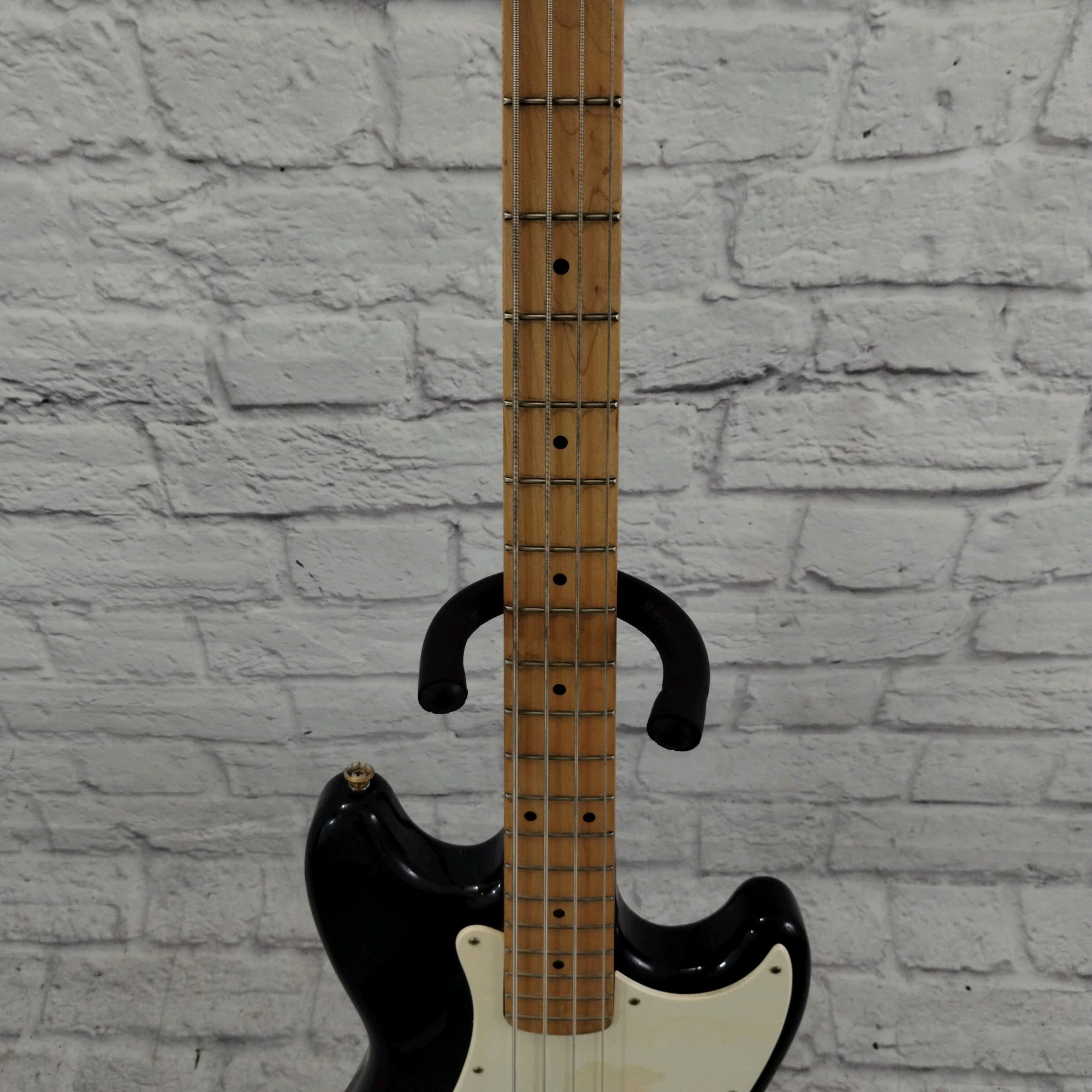 Squier Bronco Bass Black