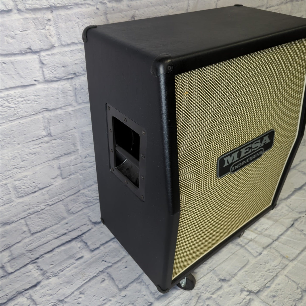 Mesa/Boogie Rectifier Vertical 2x12" 120-watt Angled Extension Cabinet - Black with Cream & Black Grille - Like New