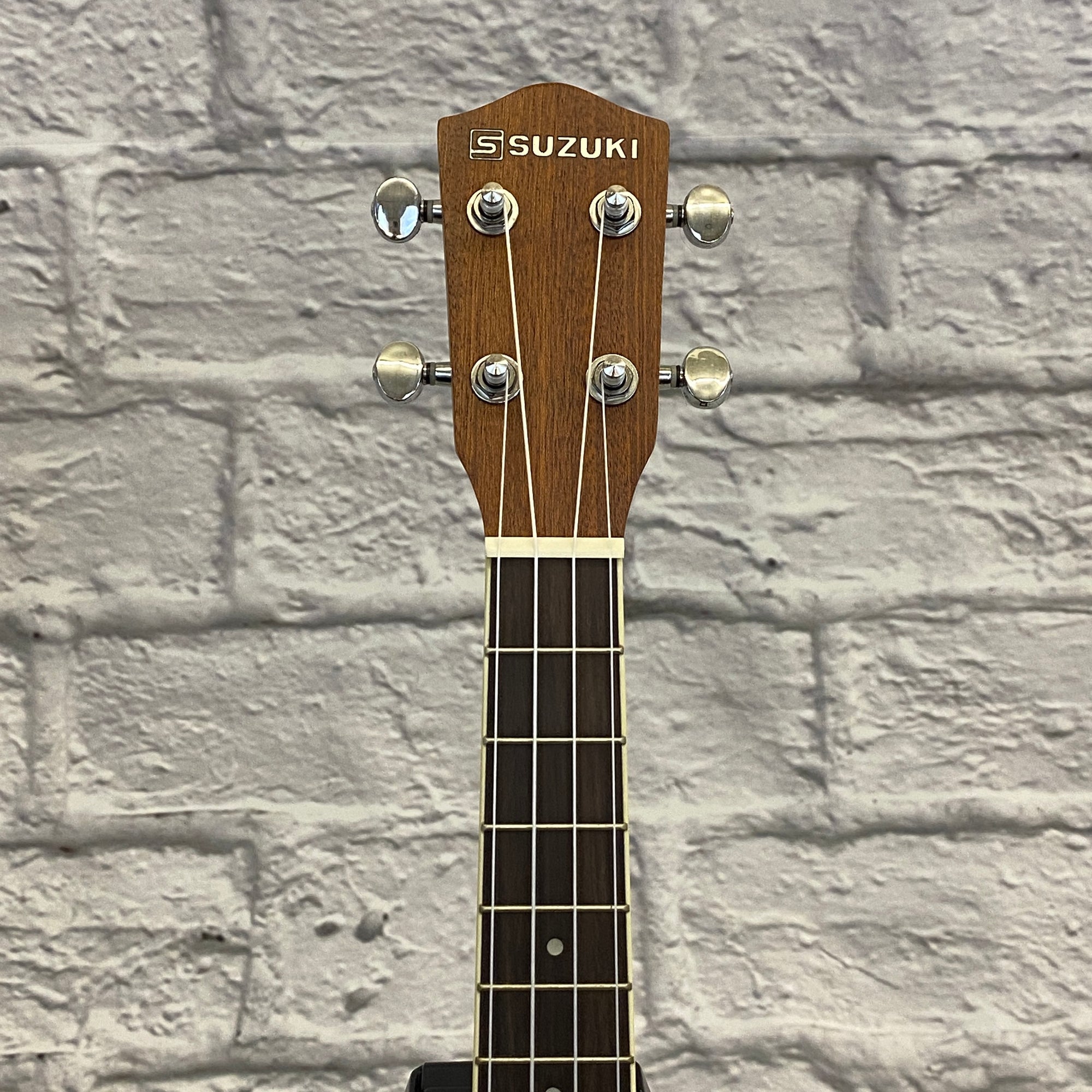 Suzuki SUKT-MH Tenor Ukulele
