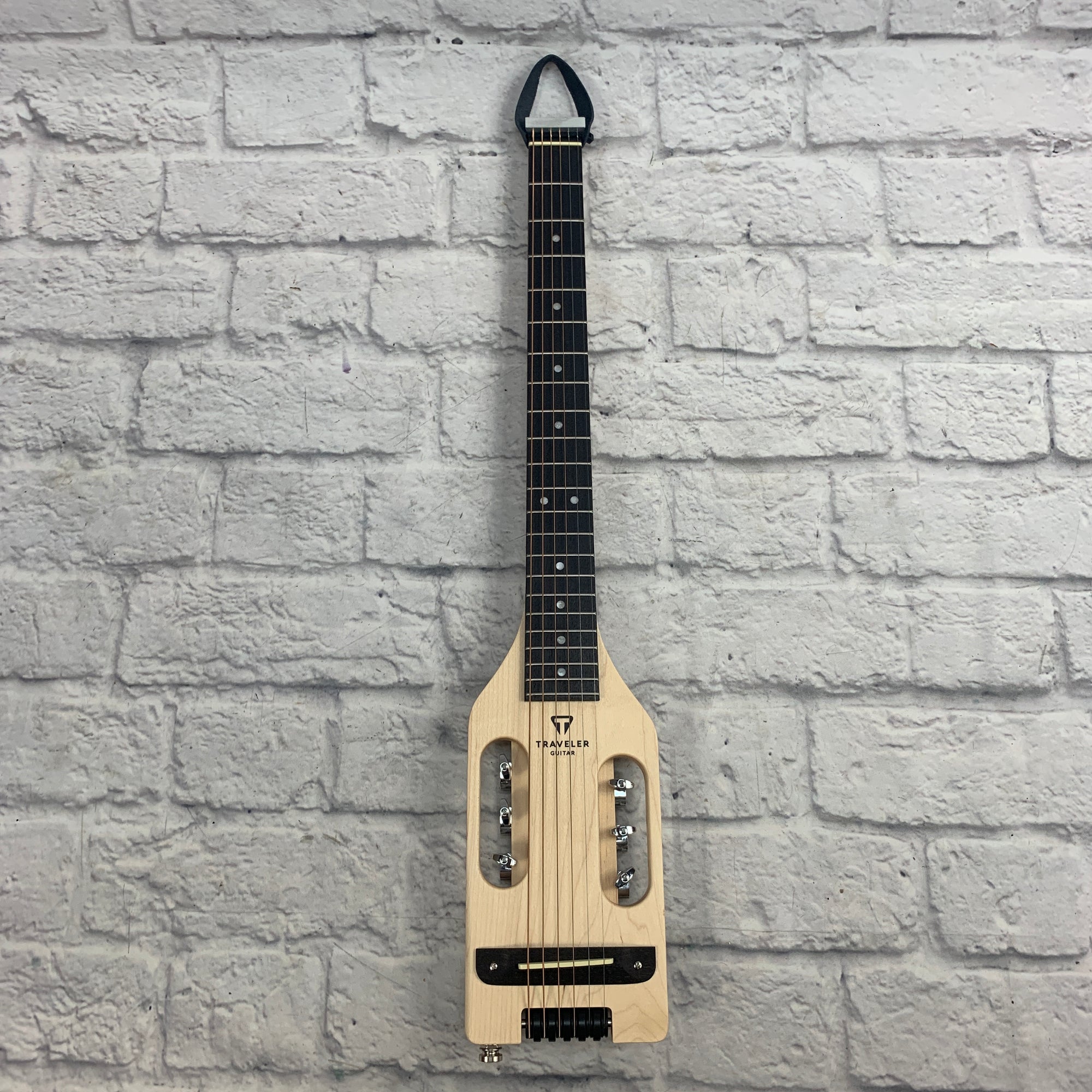 Traveler Acoustic Guitar Ultra Light Maple