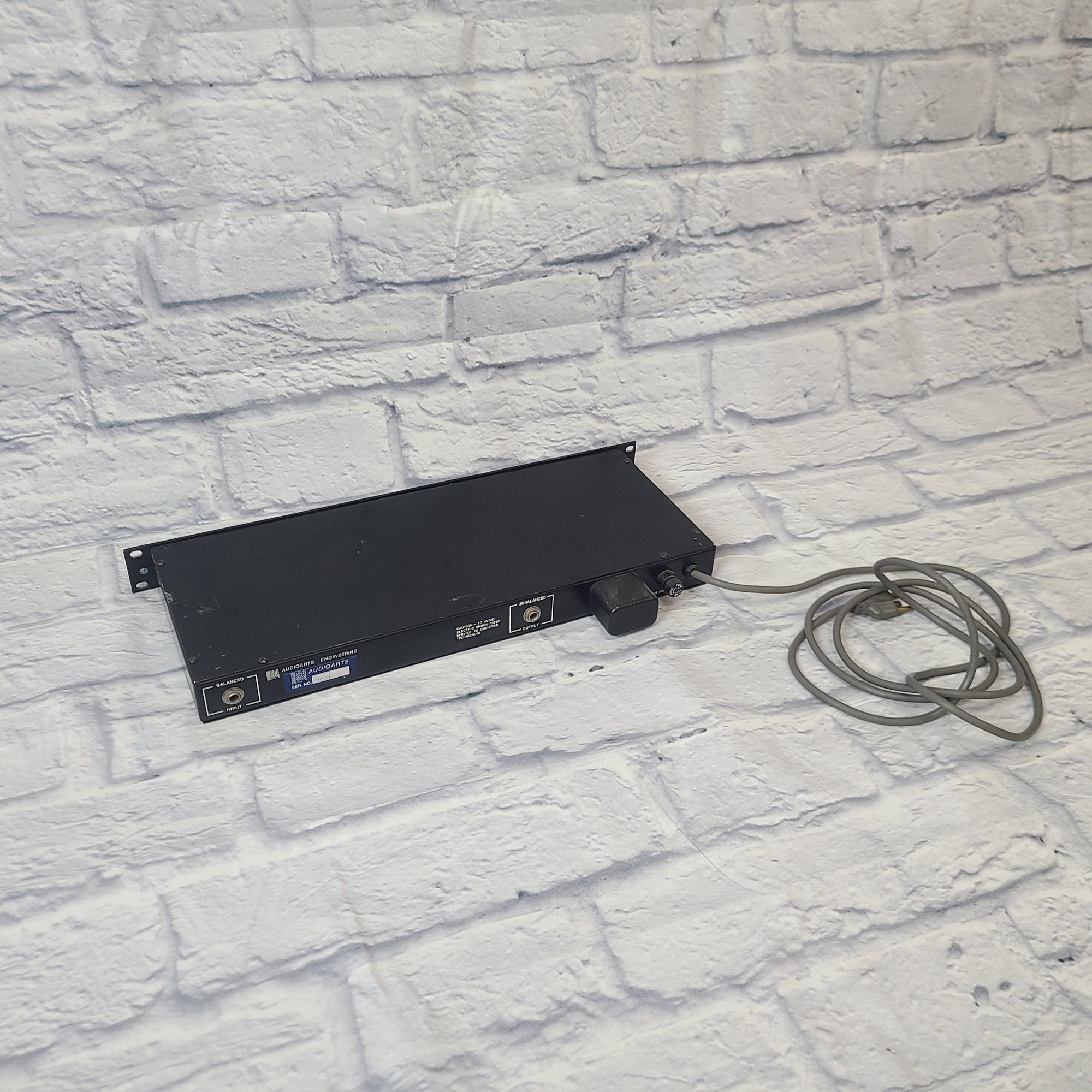 Audioarts Engineering Model 1500 Tuneable Notch Filter-Feedback Suppressor
