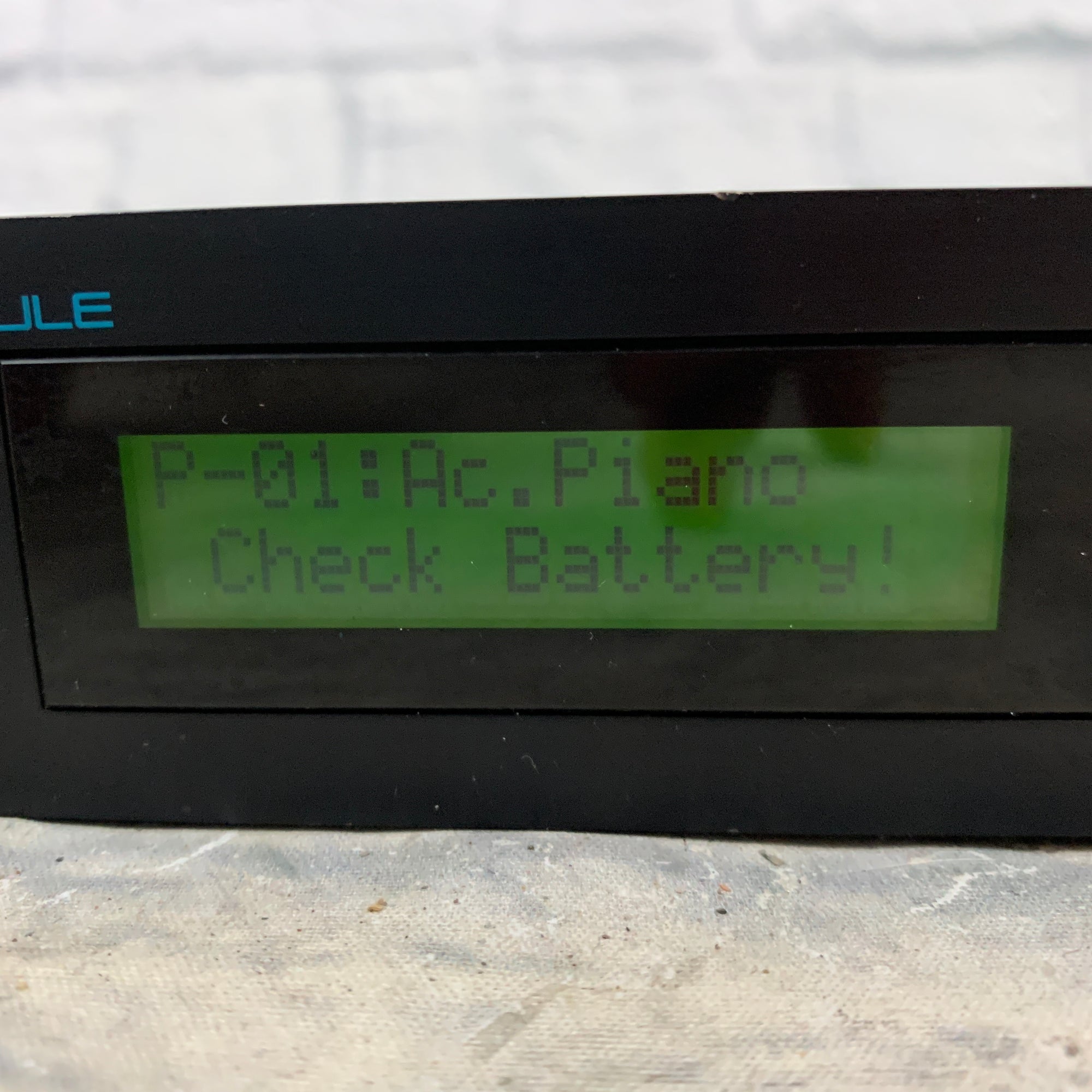 Roland U-110 P CM Rackmount Synth Sound Module