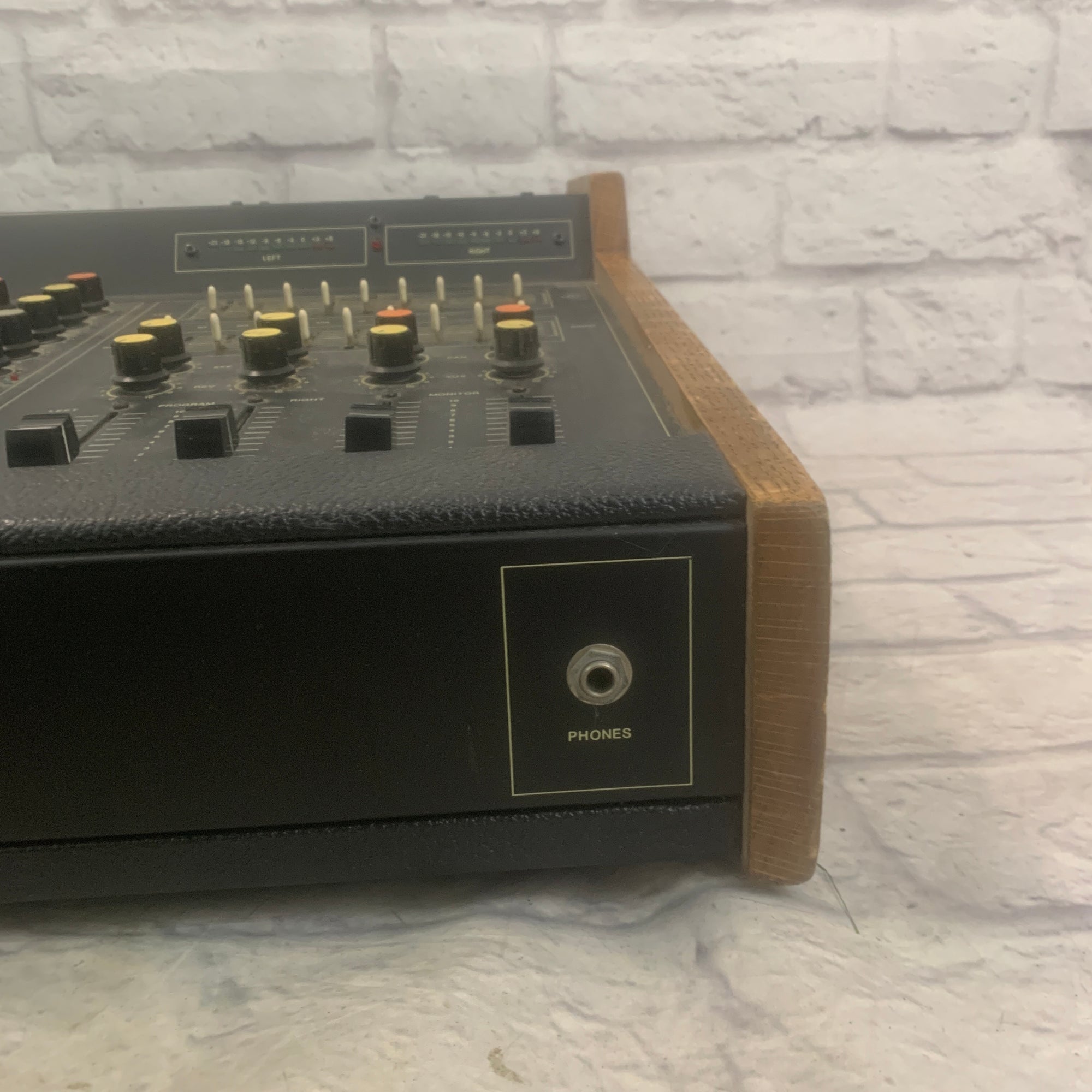 Acoustic PA-240s Dual Powered 8 Channel Mixer