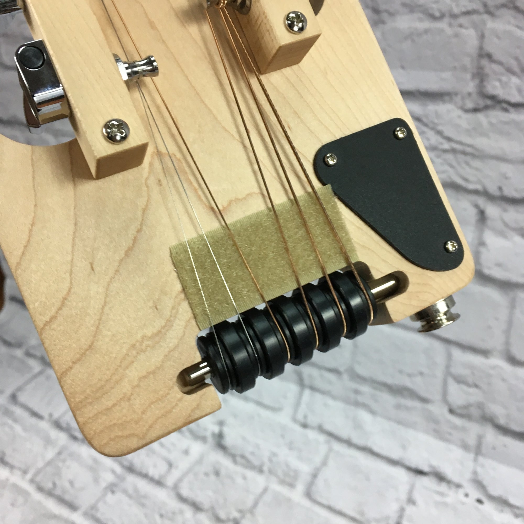 Traveler Ultra-Light Natural Acoustic Electric Guitar