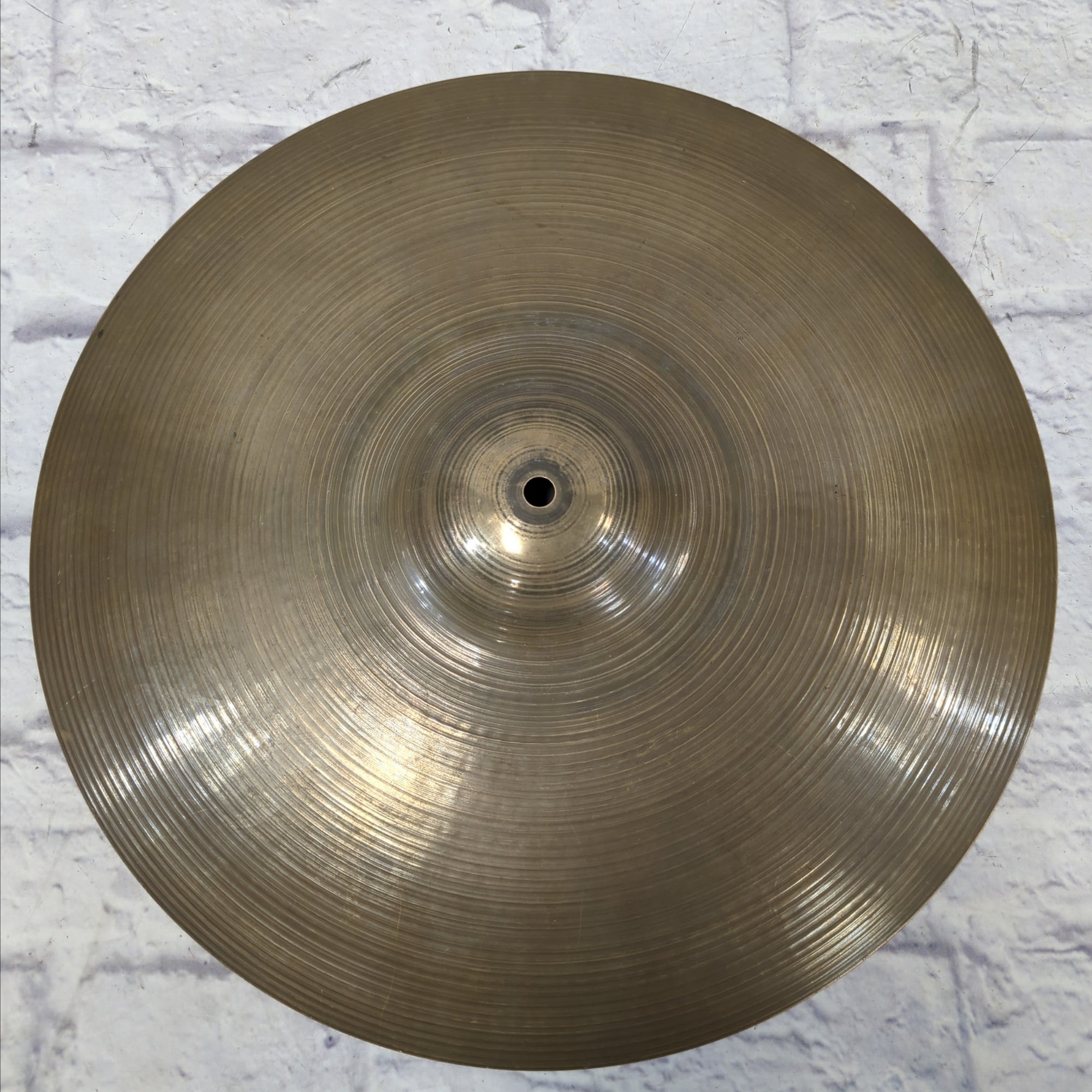 Zildjian 18" A. Zildjian & Cie Constantinople Crash Cymbal 1973 - 1987 - 2050g