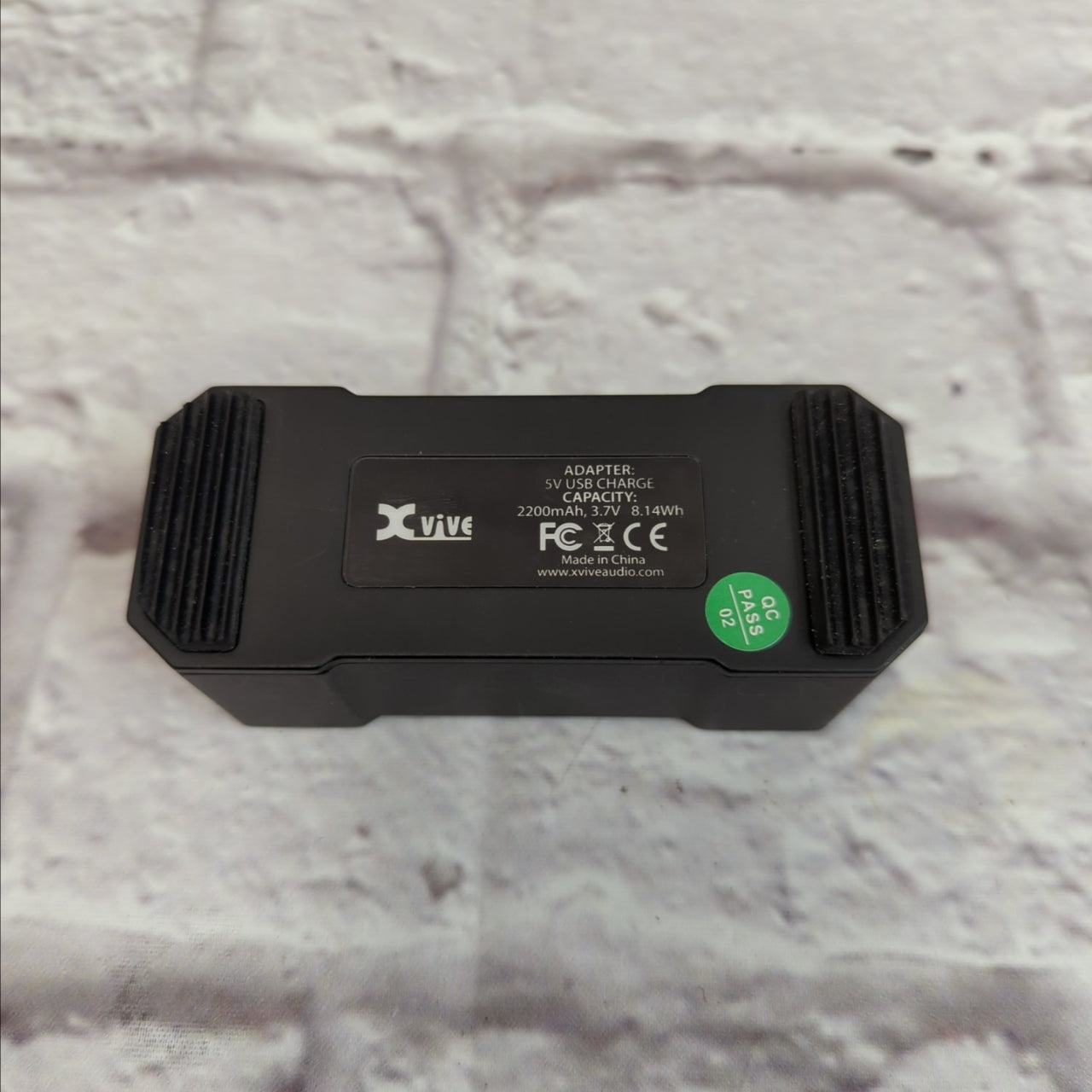 Xvive P1 Portable Rechargeable Phantom Power Supply