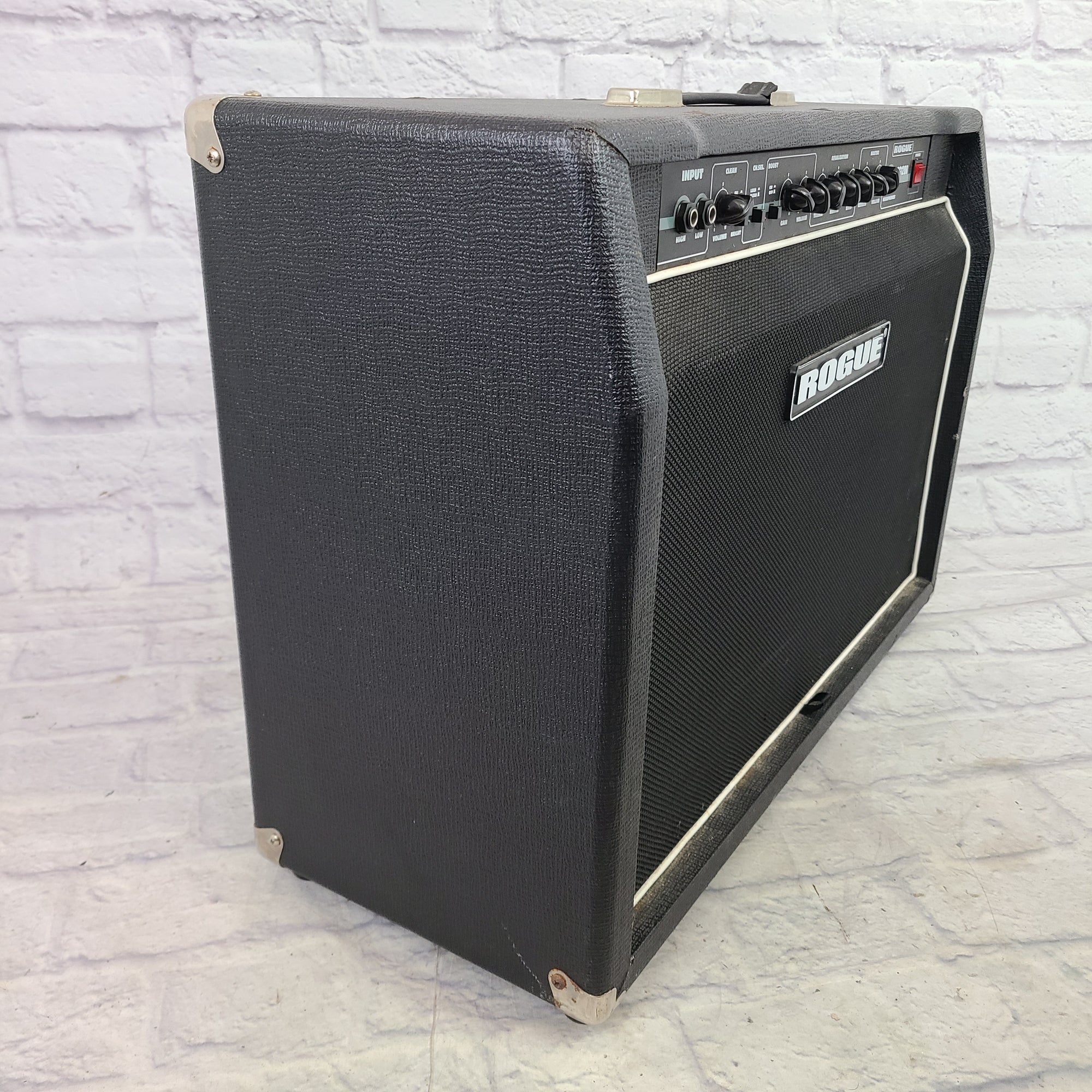 Rogue deals guitar amp