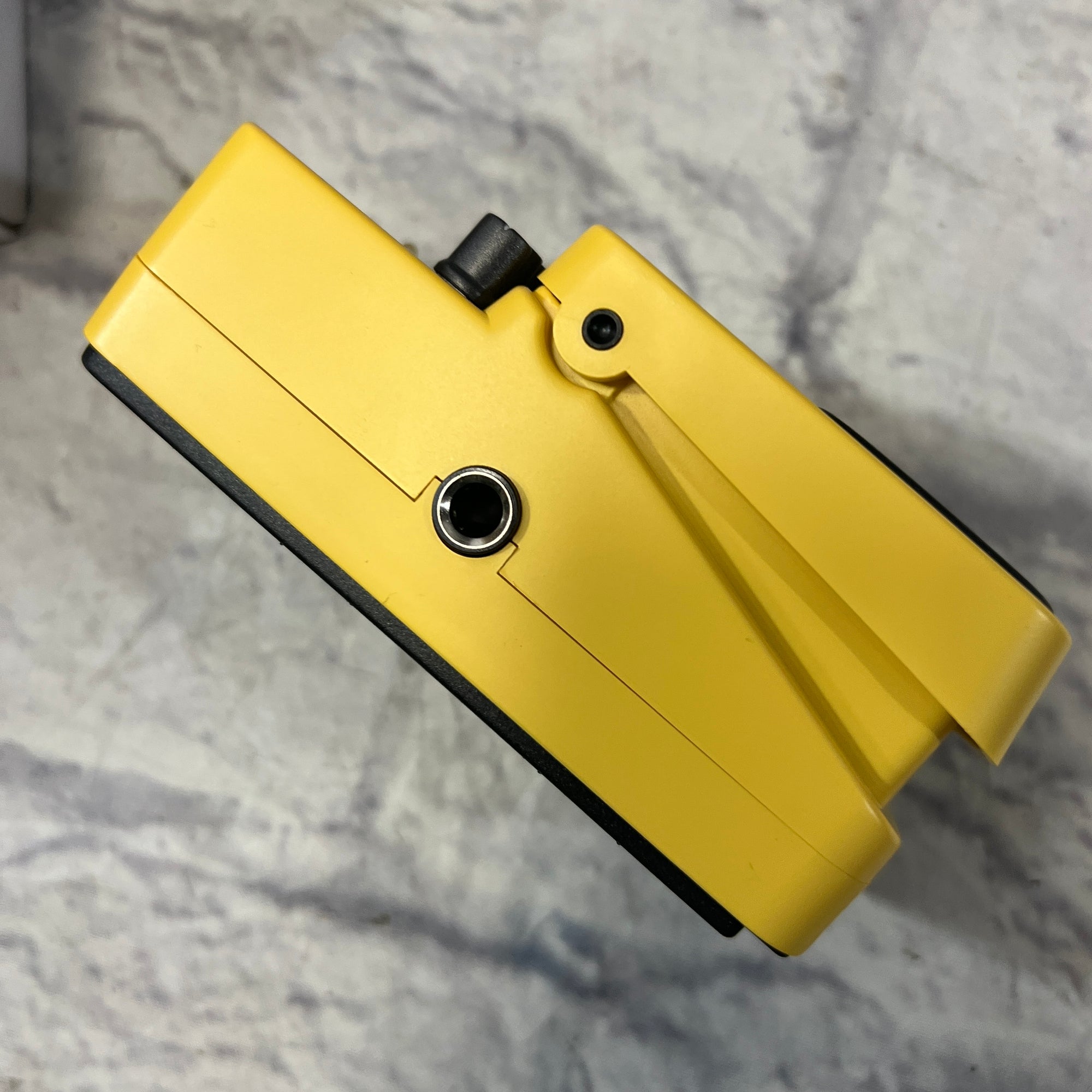 Behringer Bass Graphic EQ Equalizer Pedal