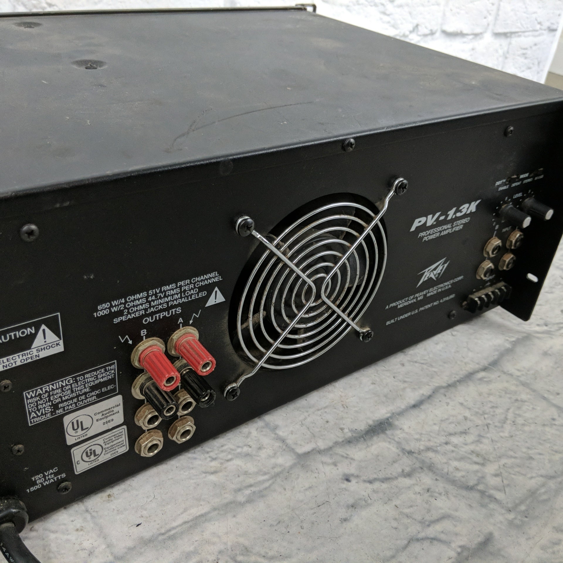 Peavey PV-1.3K Power Amplifier