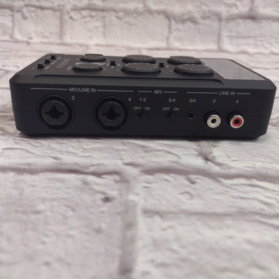 IK Multimedia iRig Pro Quattro