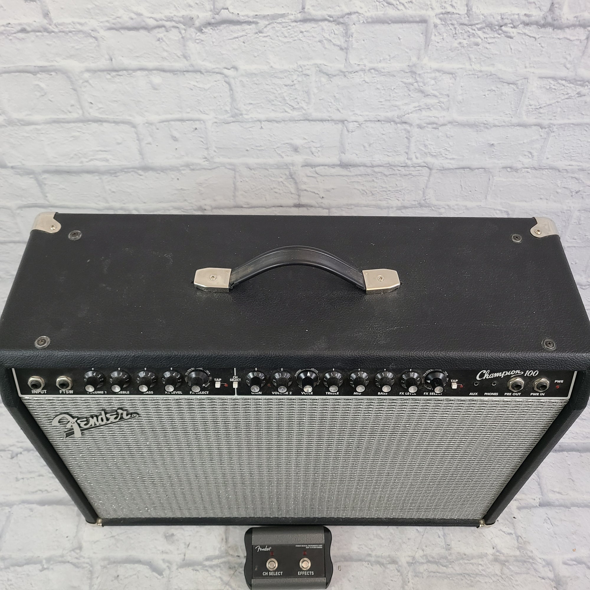 Fender Champion 100 Guitar Combo Amplifier
