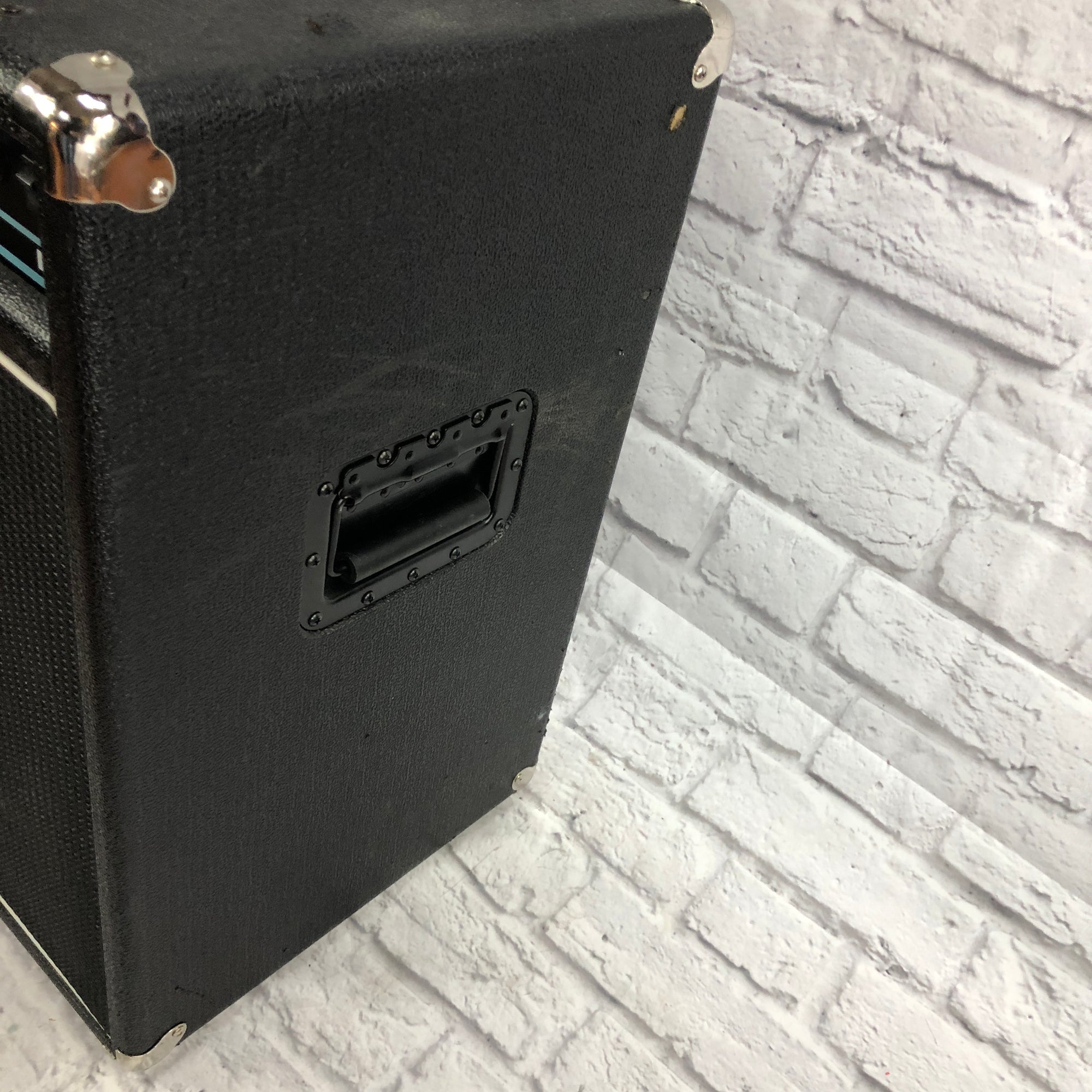 Acoustic B200 Bass Combo Amp - Evolution Music