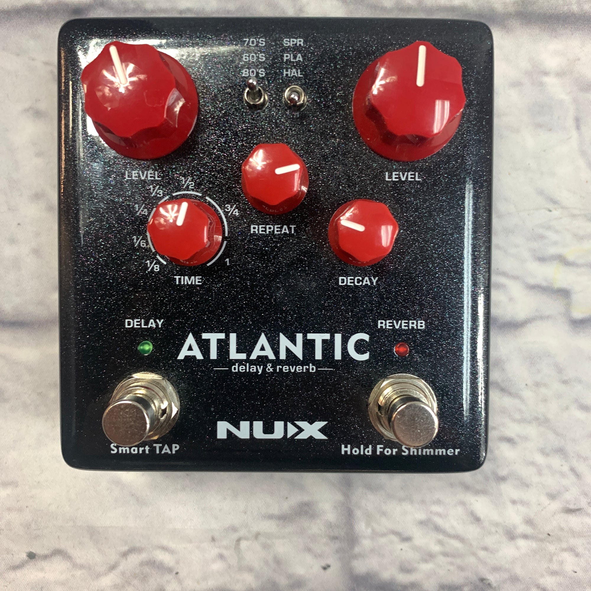 NuX Atlantic Delay and Reverb Pedal - Evolution Music