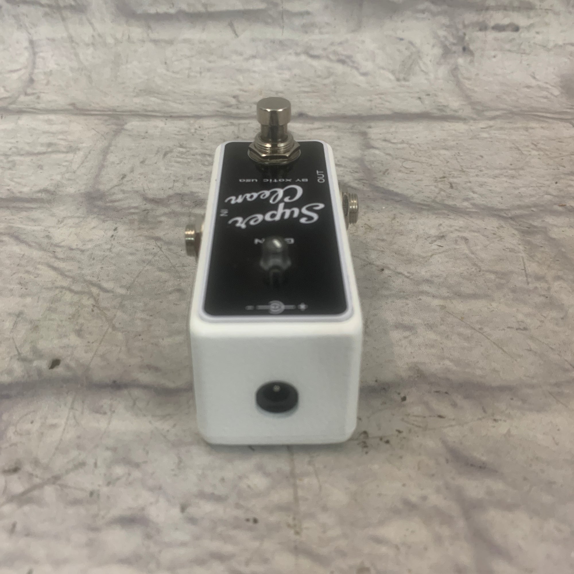 Xotic Super Clean Buffer Overdrive pedal Evolution Music