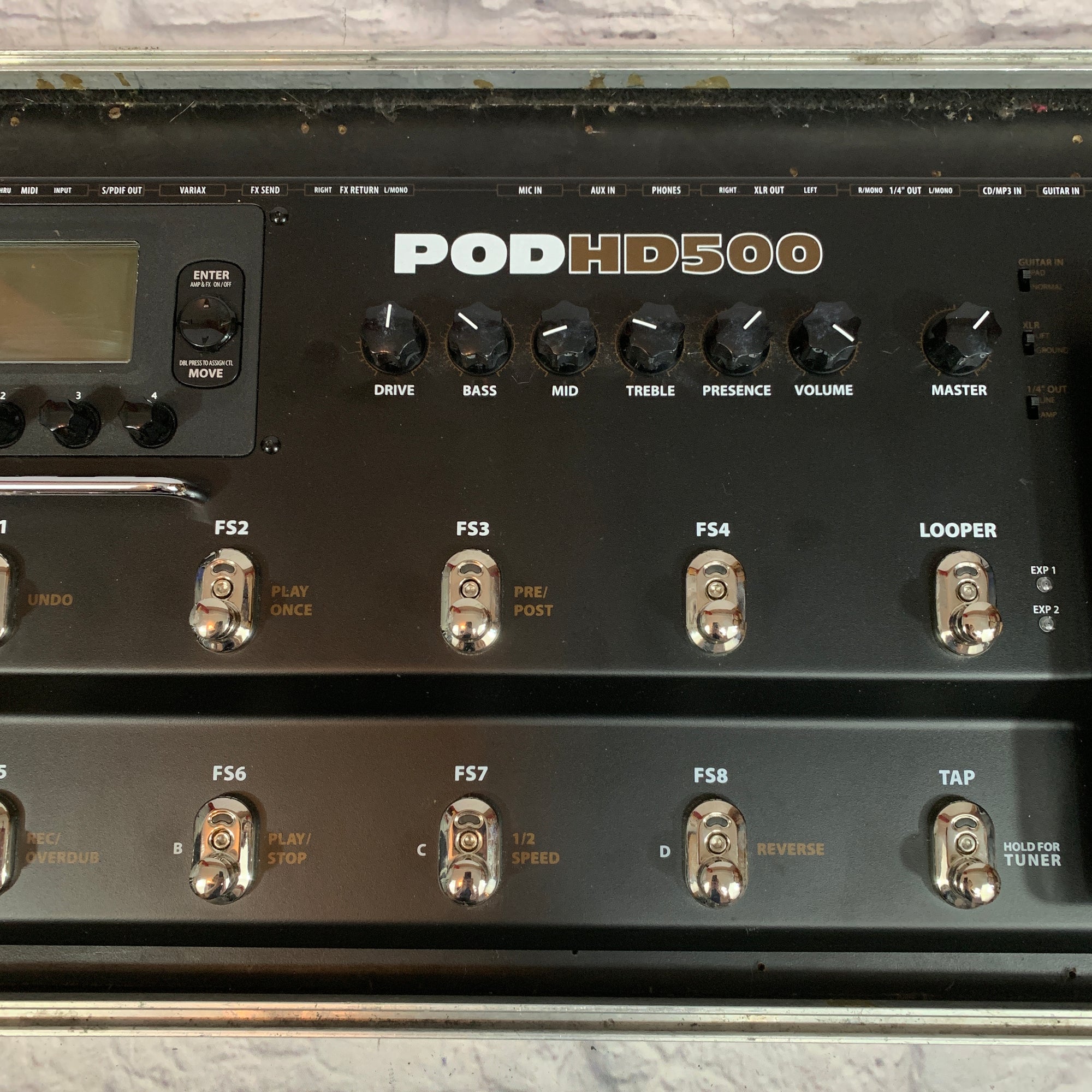 Line 6 PODHD500 Multi-Effects Processor w/ Road Case