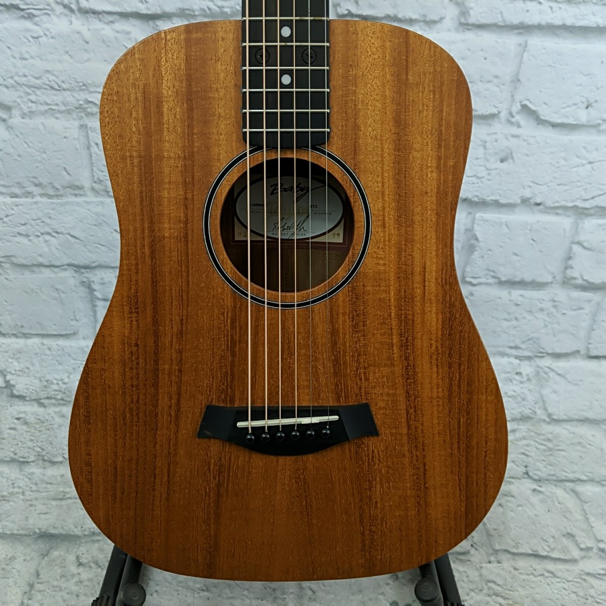Taylor BT2 Baby Taylor Mahogany Top w/Case
