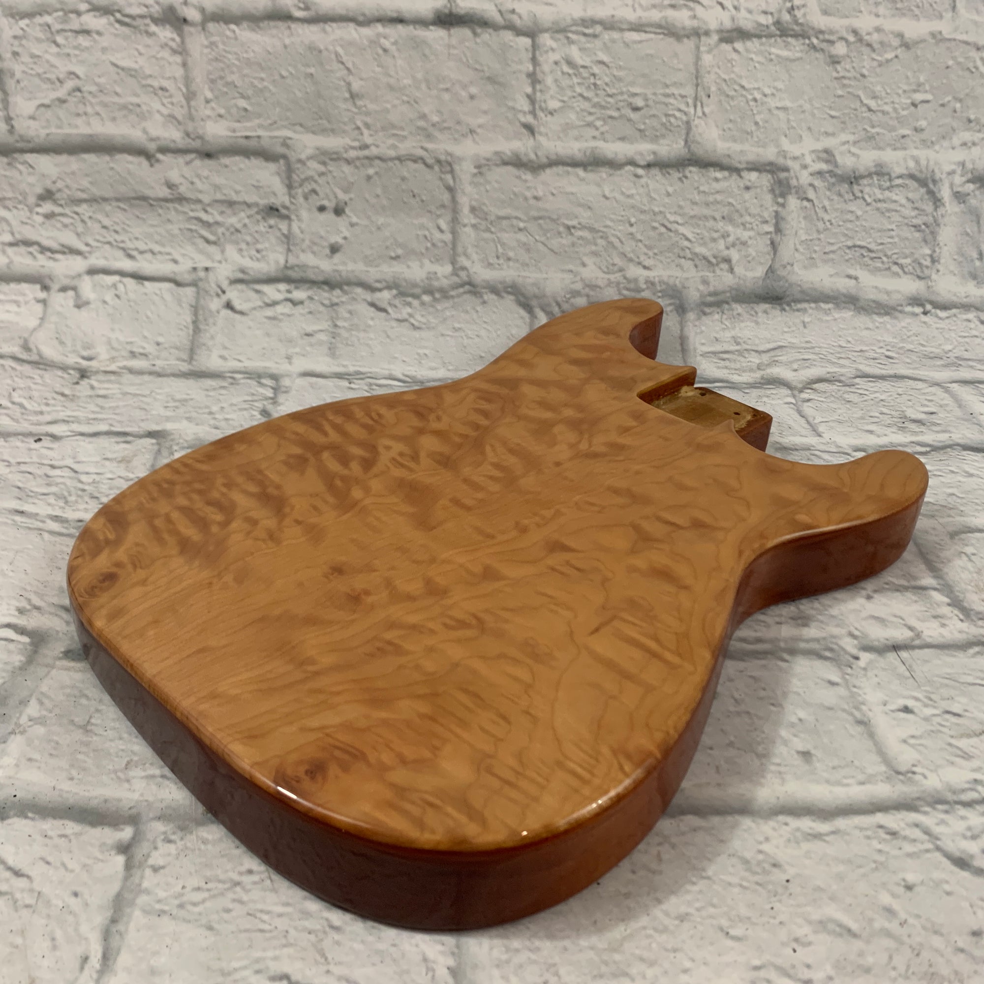 WD Strat-Style Quilted Maple Over Mahogany Electric Guitar Body