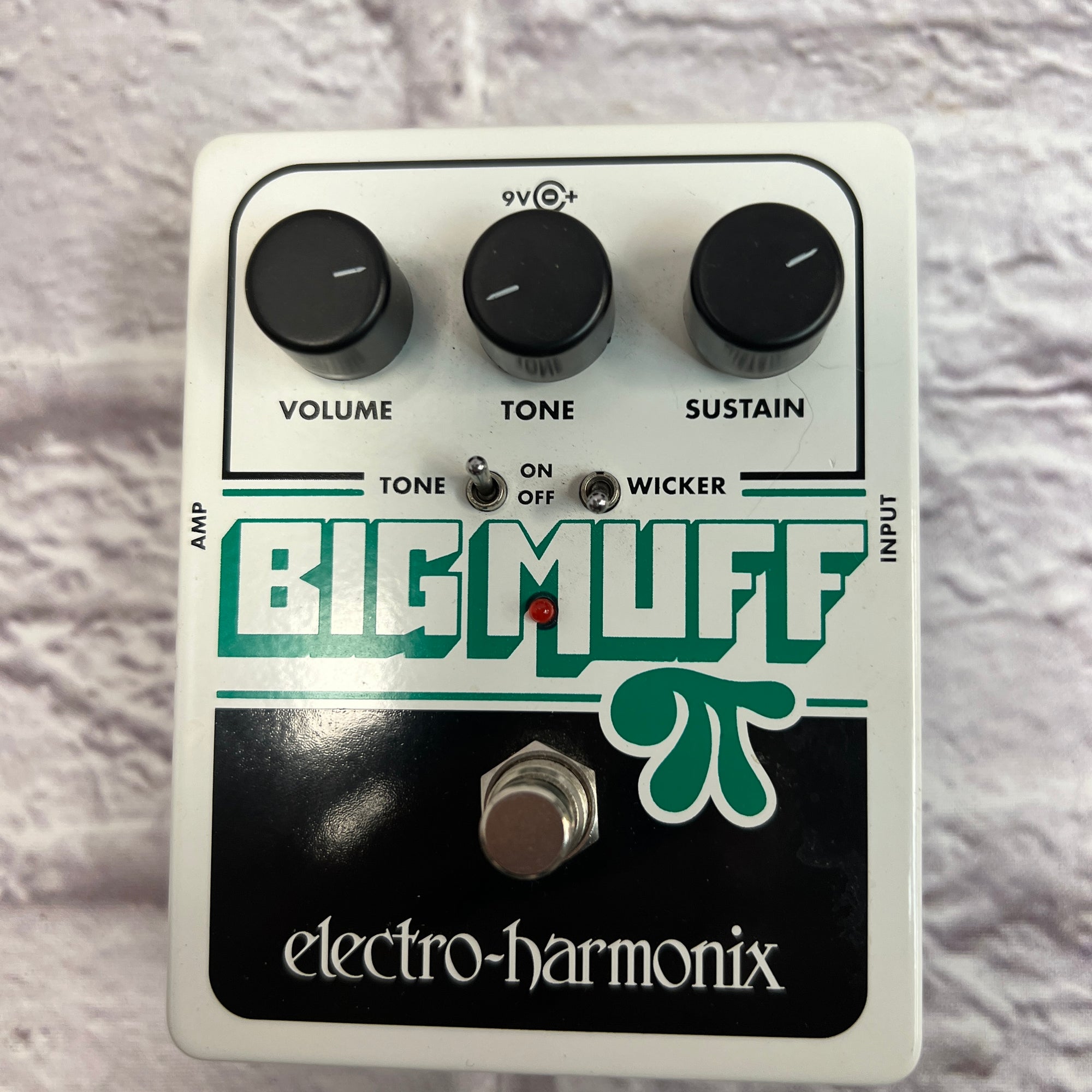 Electro-Harmonix Big Muff Tone Wick Fuzz Pedal