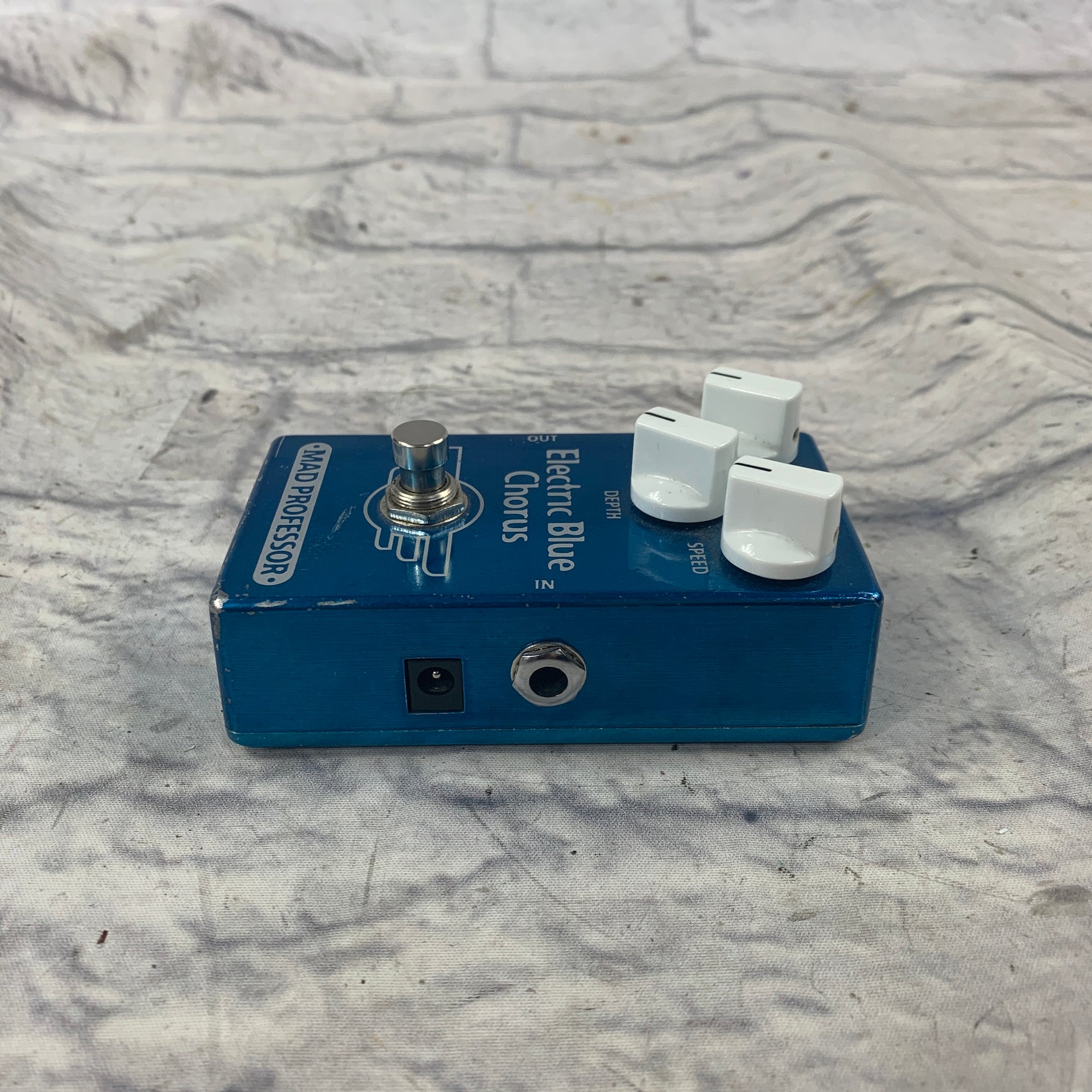 Mad Professor Electric Blue Chorus Pedal