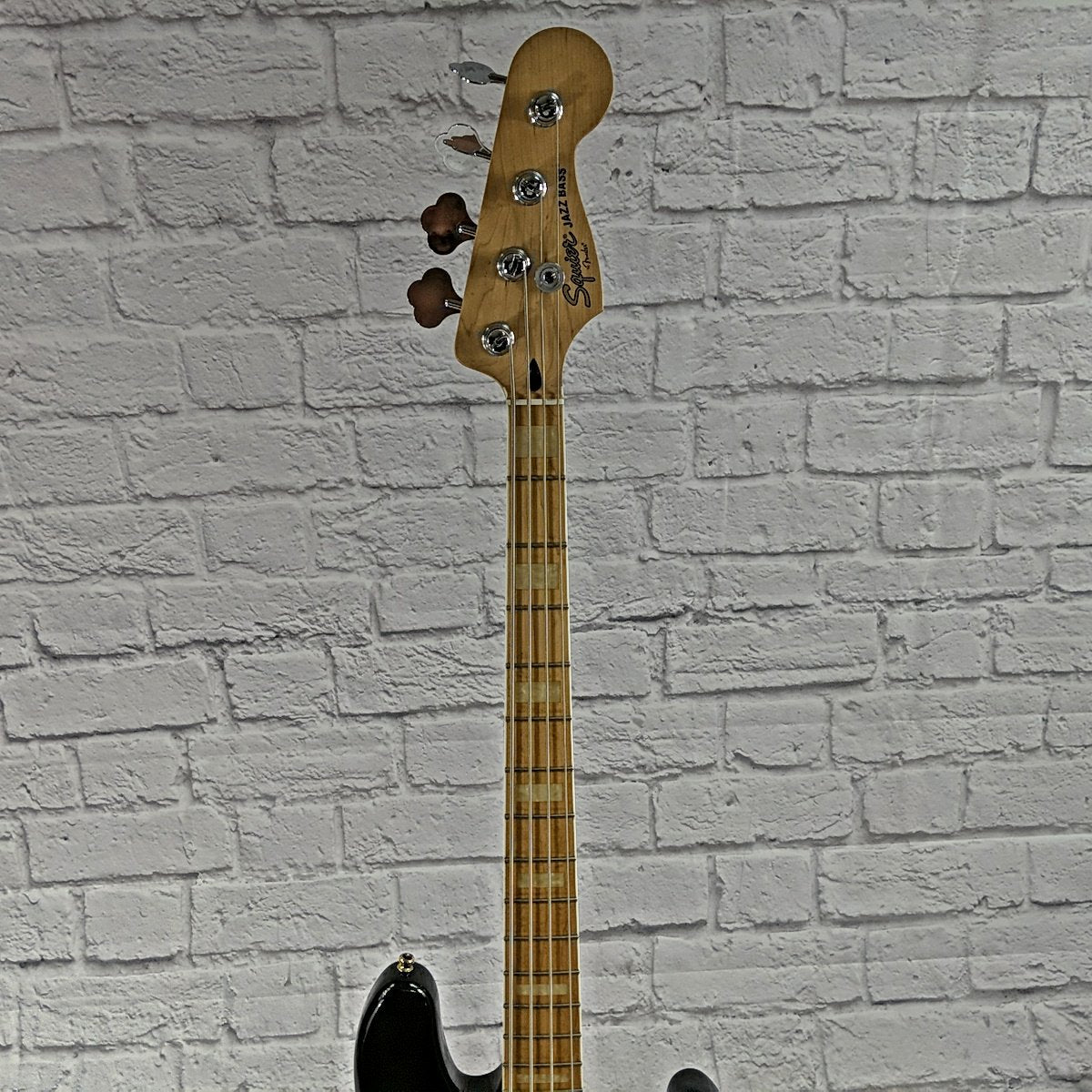 Squier Vintage Modified 77 Jazz Bass 4 String Bass Guitar