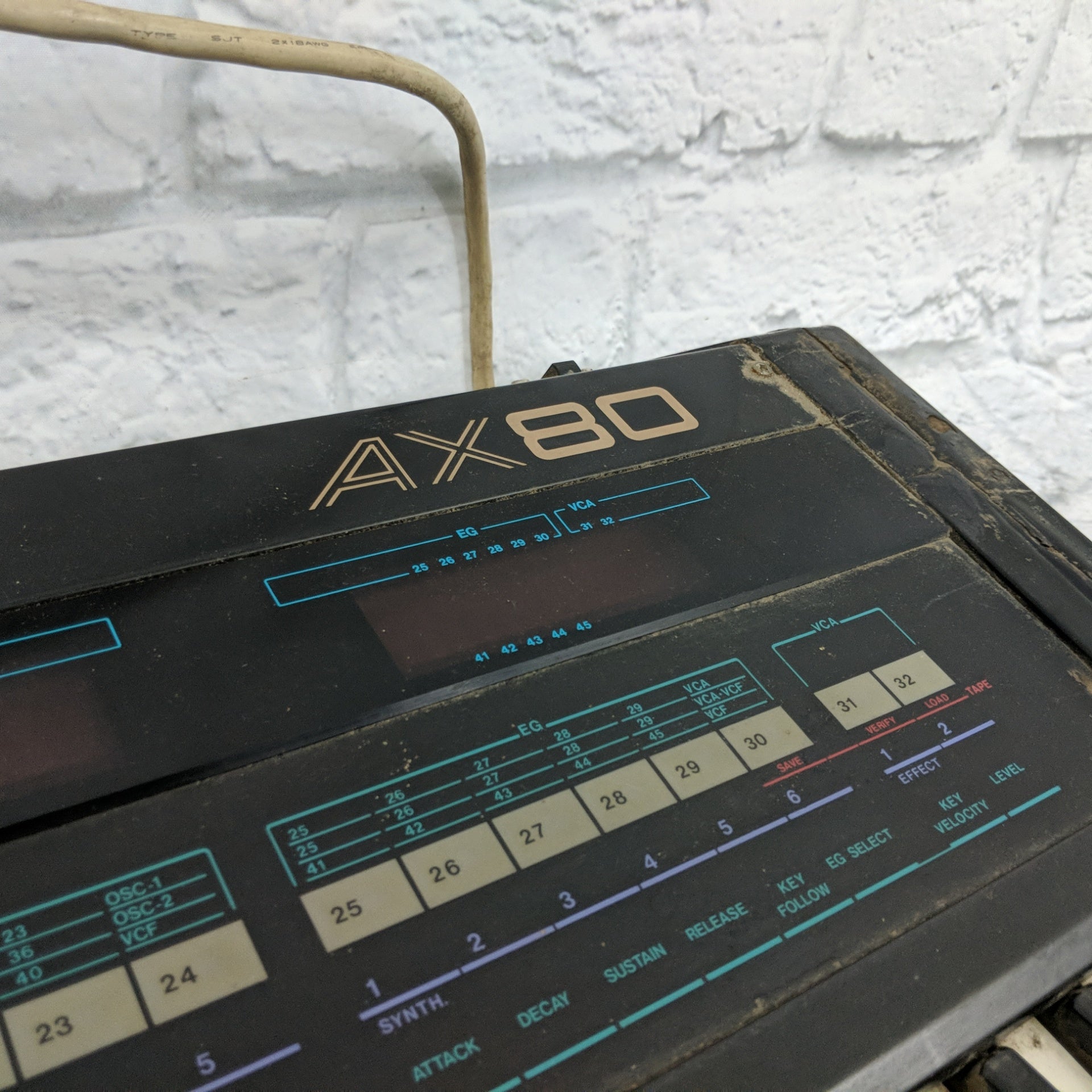 Vintage 1980s Akai AX80 8 Voice Analog Synthesizer Keyboard - Parts/Project Synth