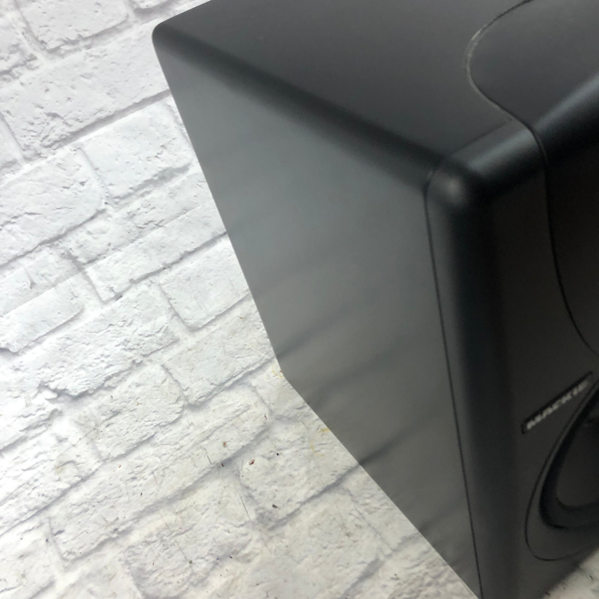 Mackie MR8 Studio Monitor Pair