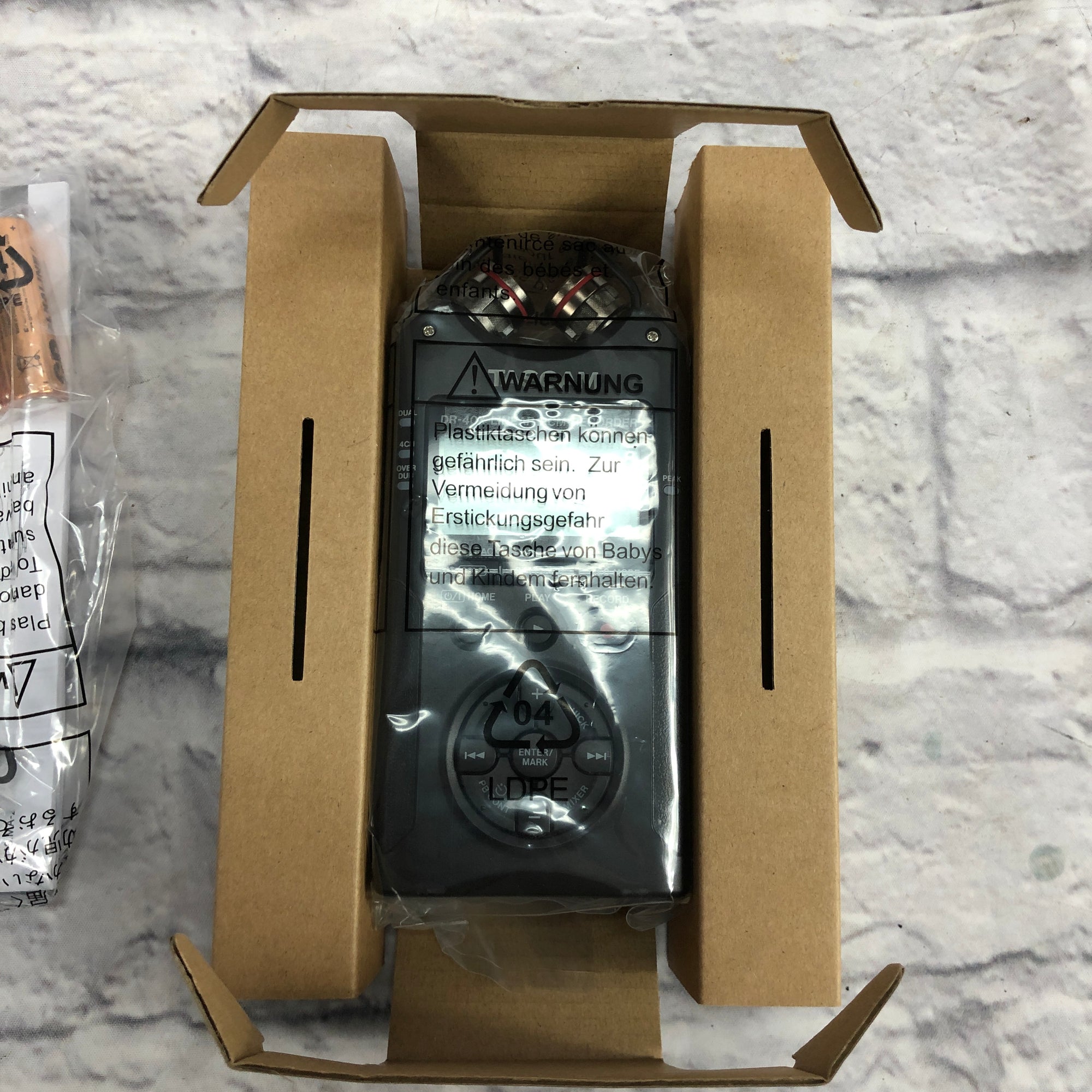 Tascam DR-40X Linear PCM Field Recorder
